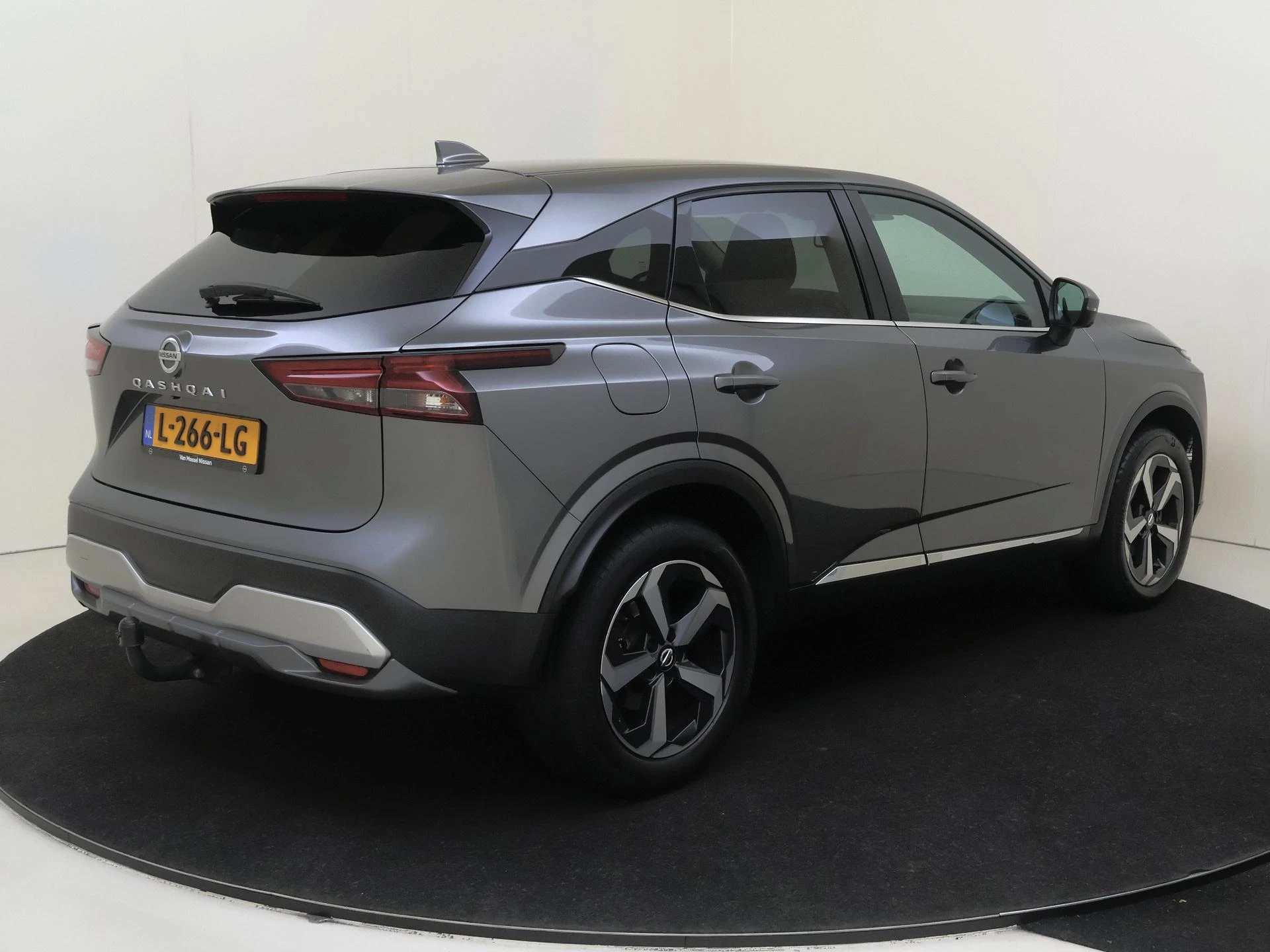 Nissan QASHQAI met kenteken L-266-LG – autofoto 5