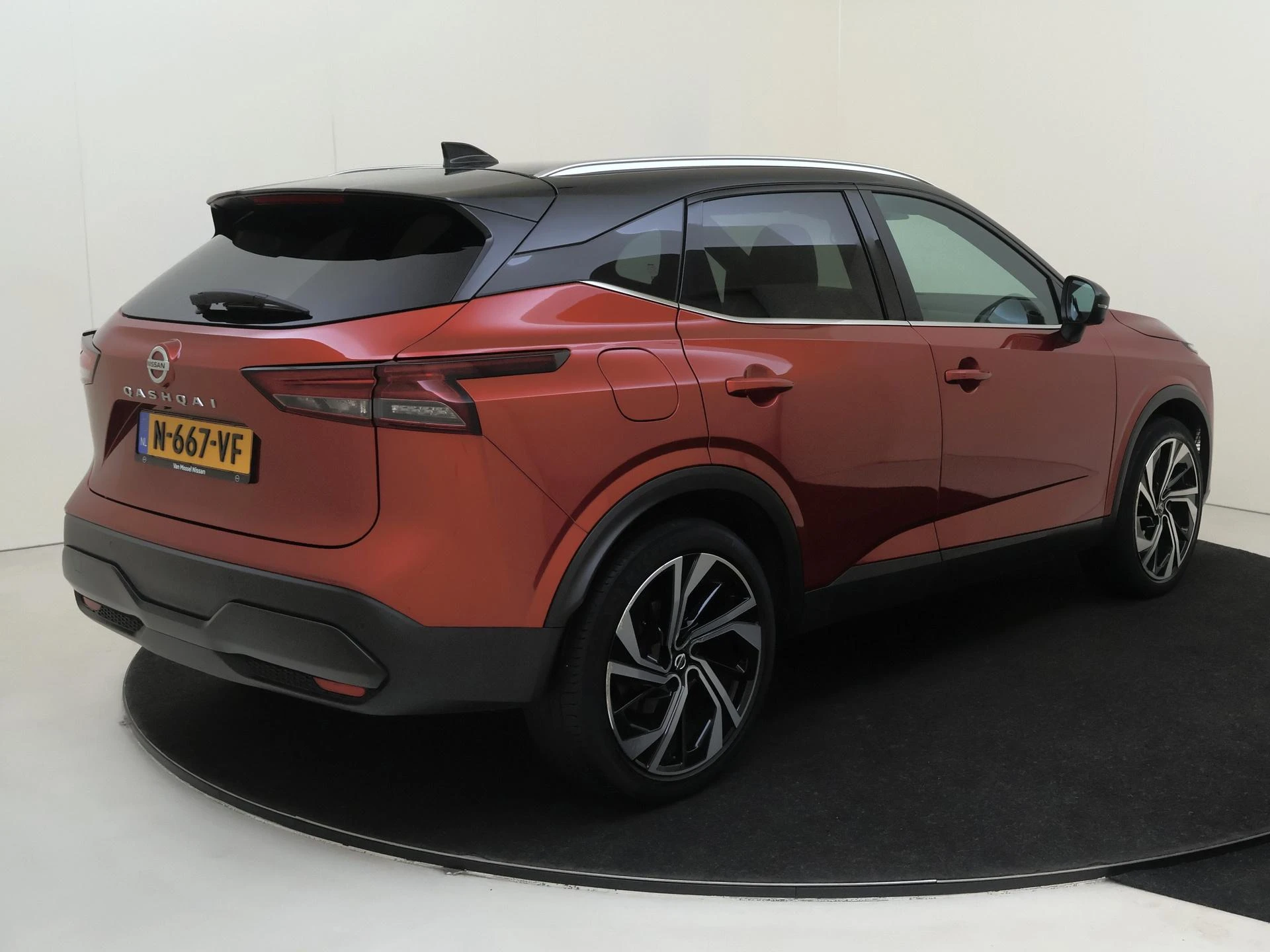 Nissan QASHQAI met kenteken N-667-VF – autofoto 5