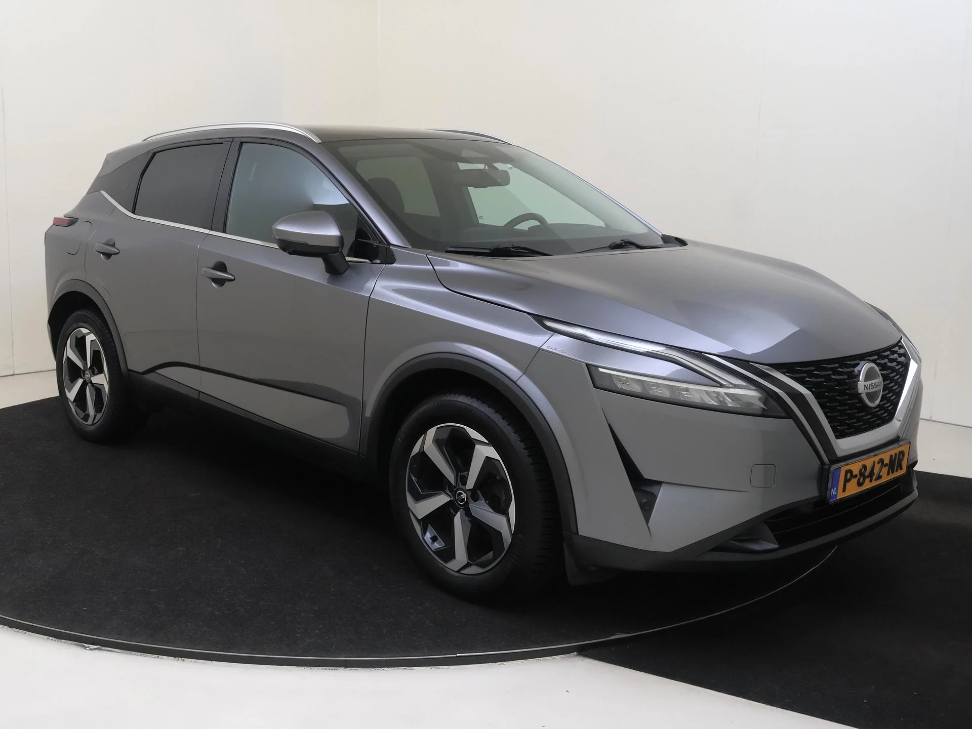 Nissan QASHQAI met kenteken P-842-NR – autofoto 3