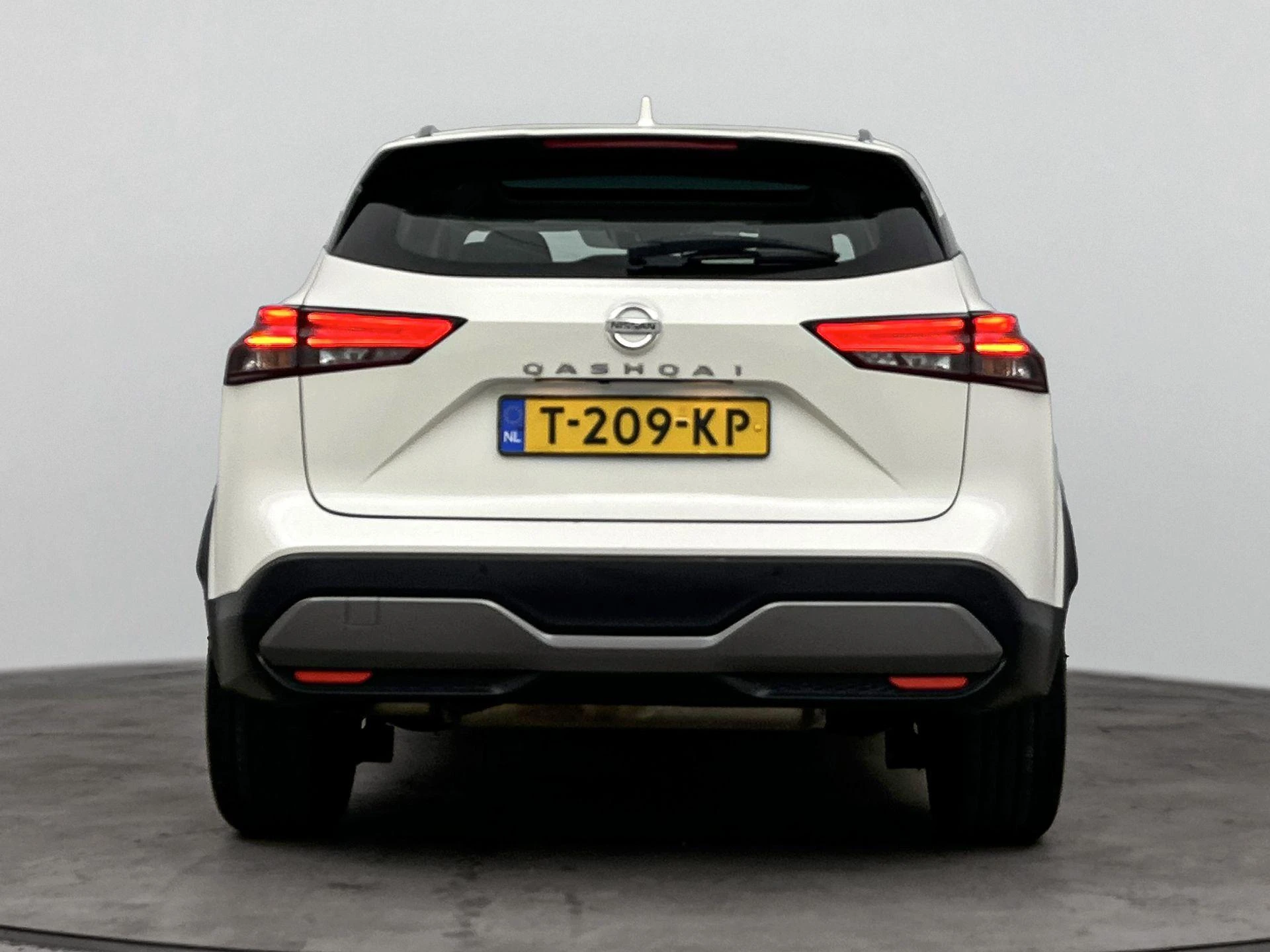 Nissan QASHQAI met kenteken T-209-KP – autofoto 5