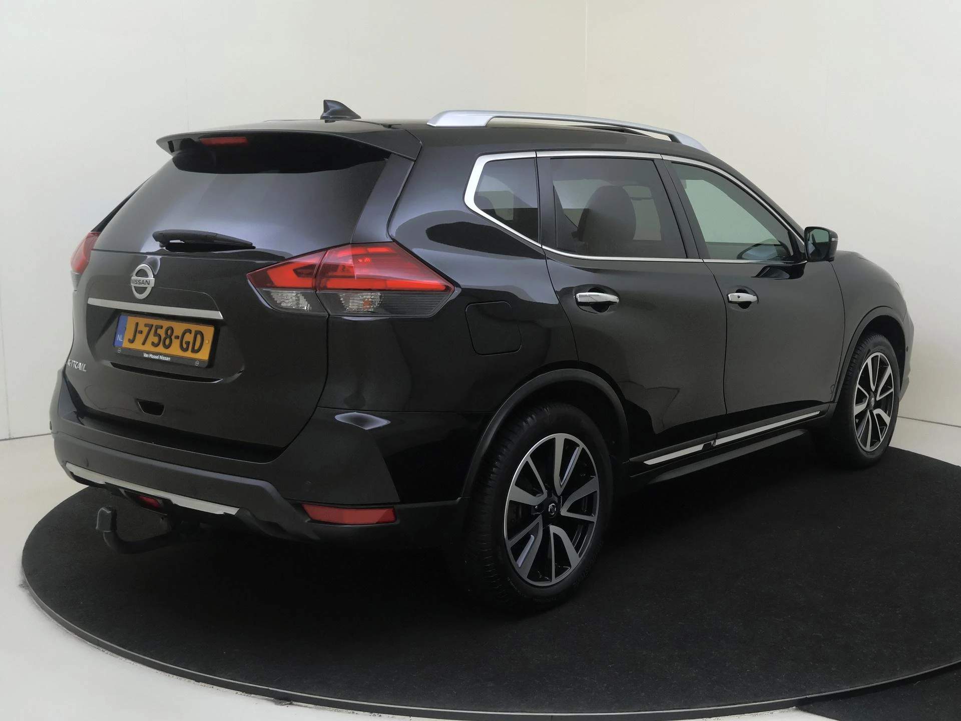 Nissan X-Trail met kenteken 74100 – autofoto 5