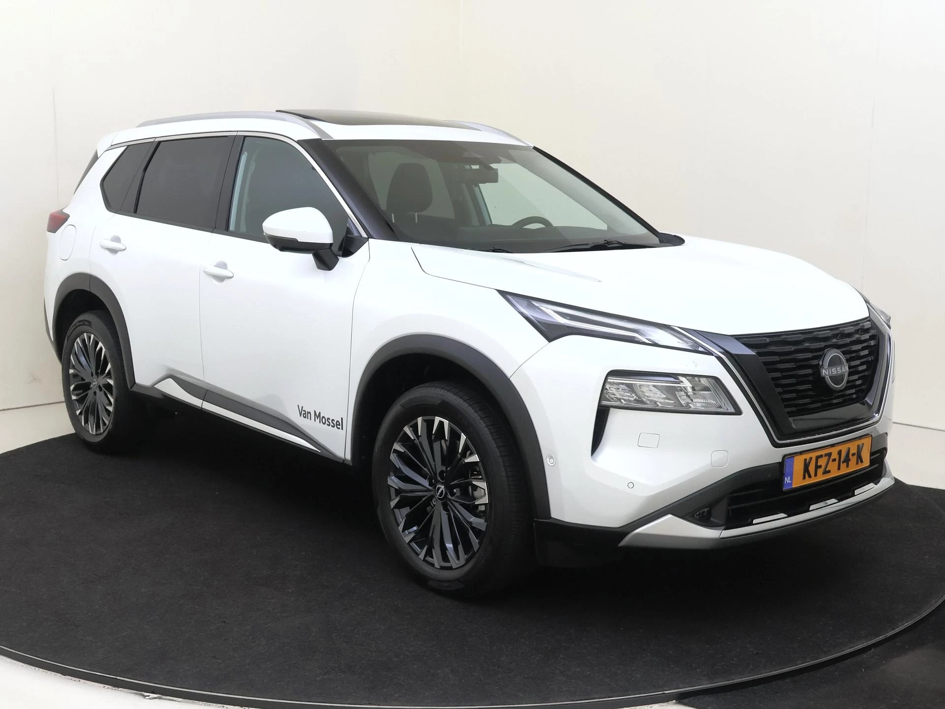 Nissan X-Trail – autofoto 3