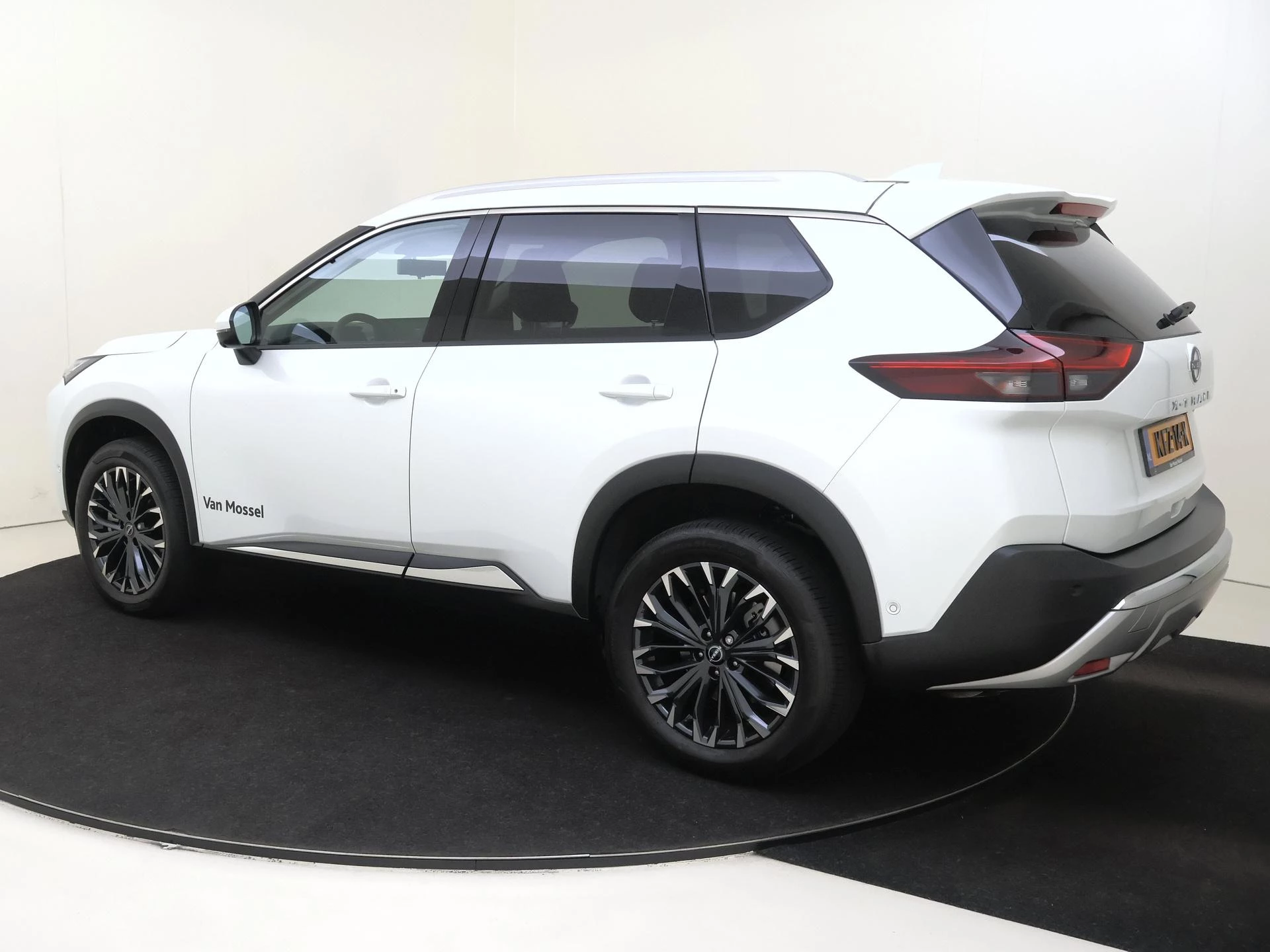 Nissan X-Trail – autofoto 4
