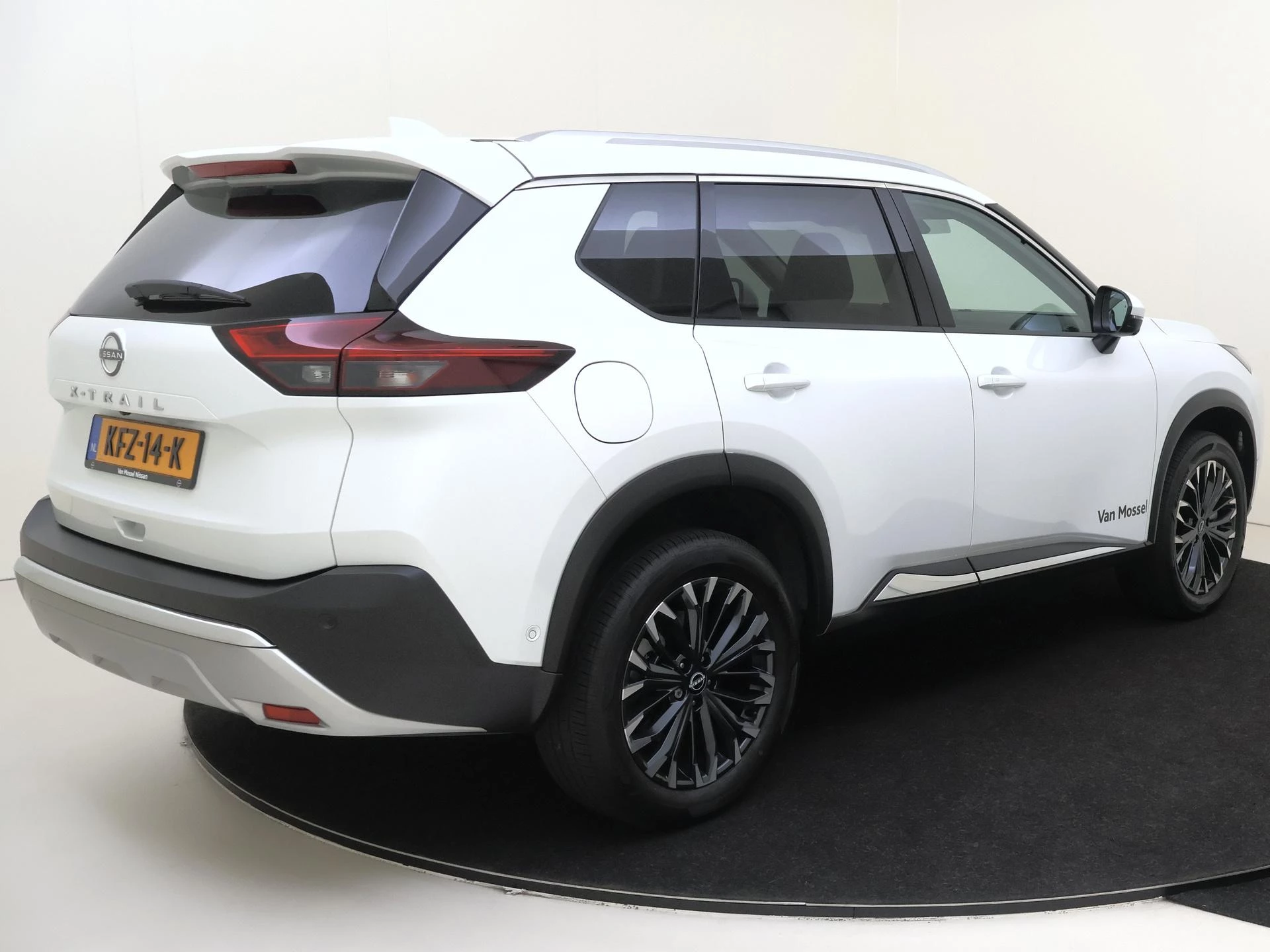 Nissan X-Trail – autofoto 5