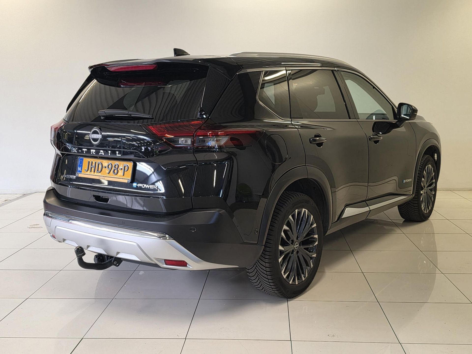 Nissan X-Trail met kenteken JHD-98-P – autofoto 2