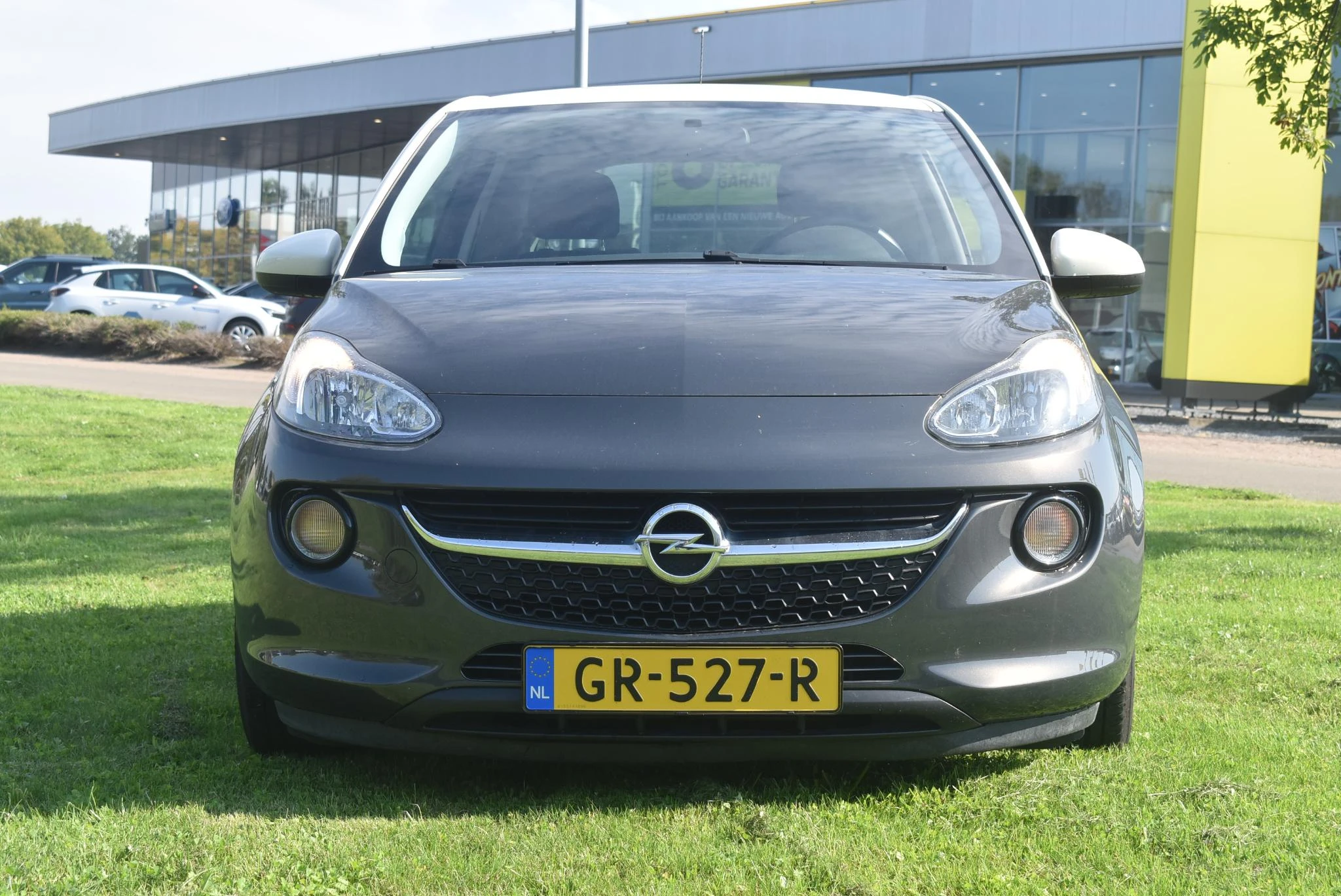 Opel ADAM met kenteken 42100 – autofoto 4