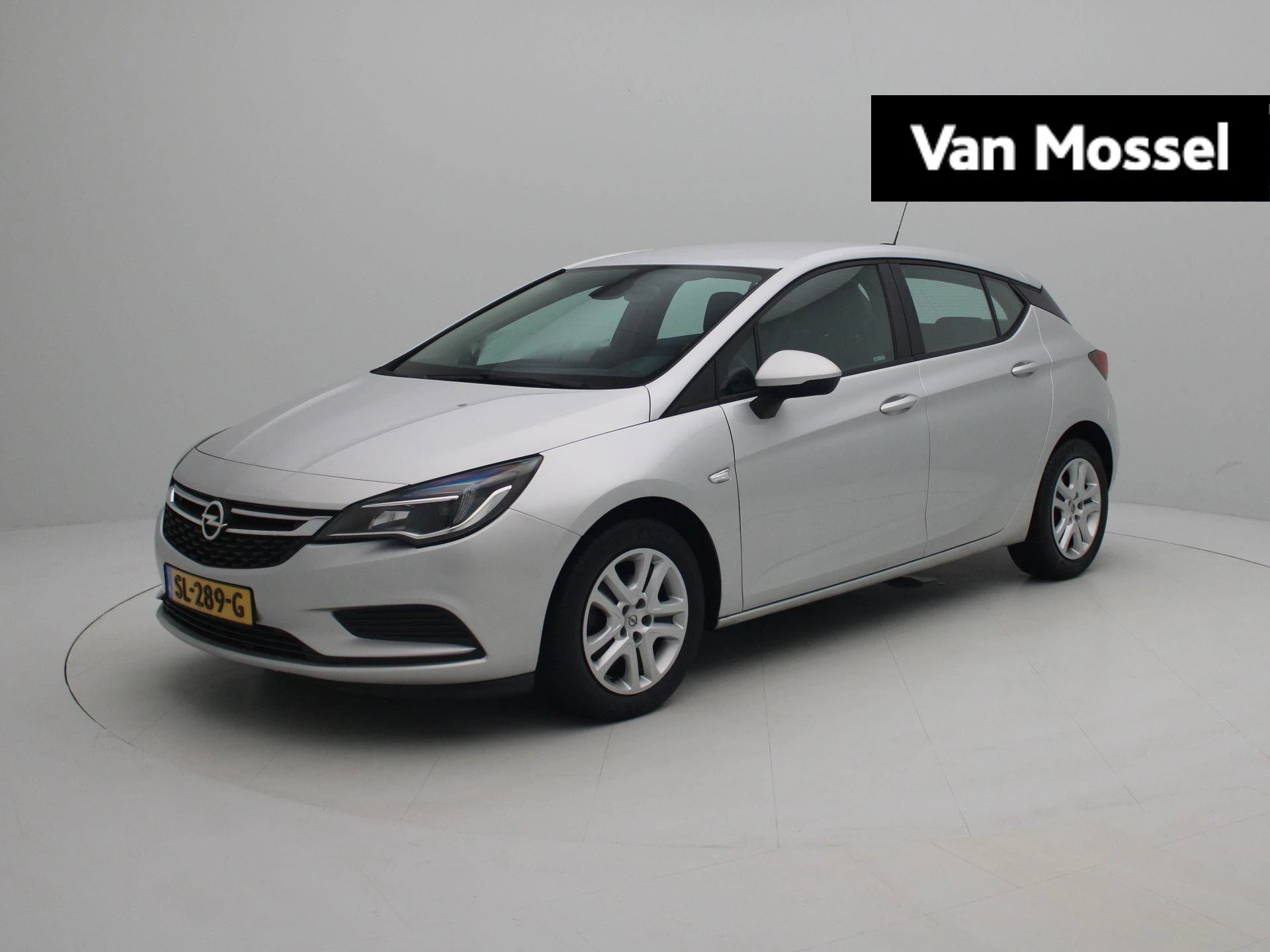 Opel Astra met kenteken 44100 – autofoto 2
