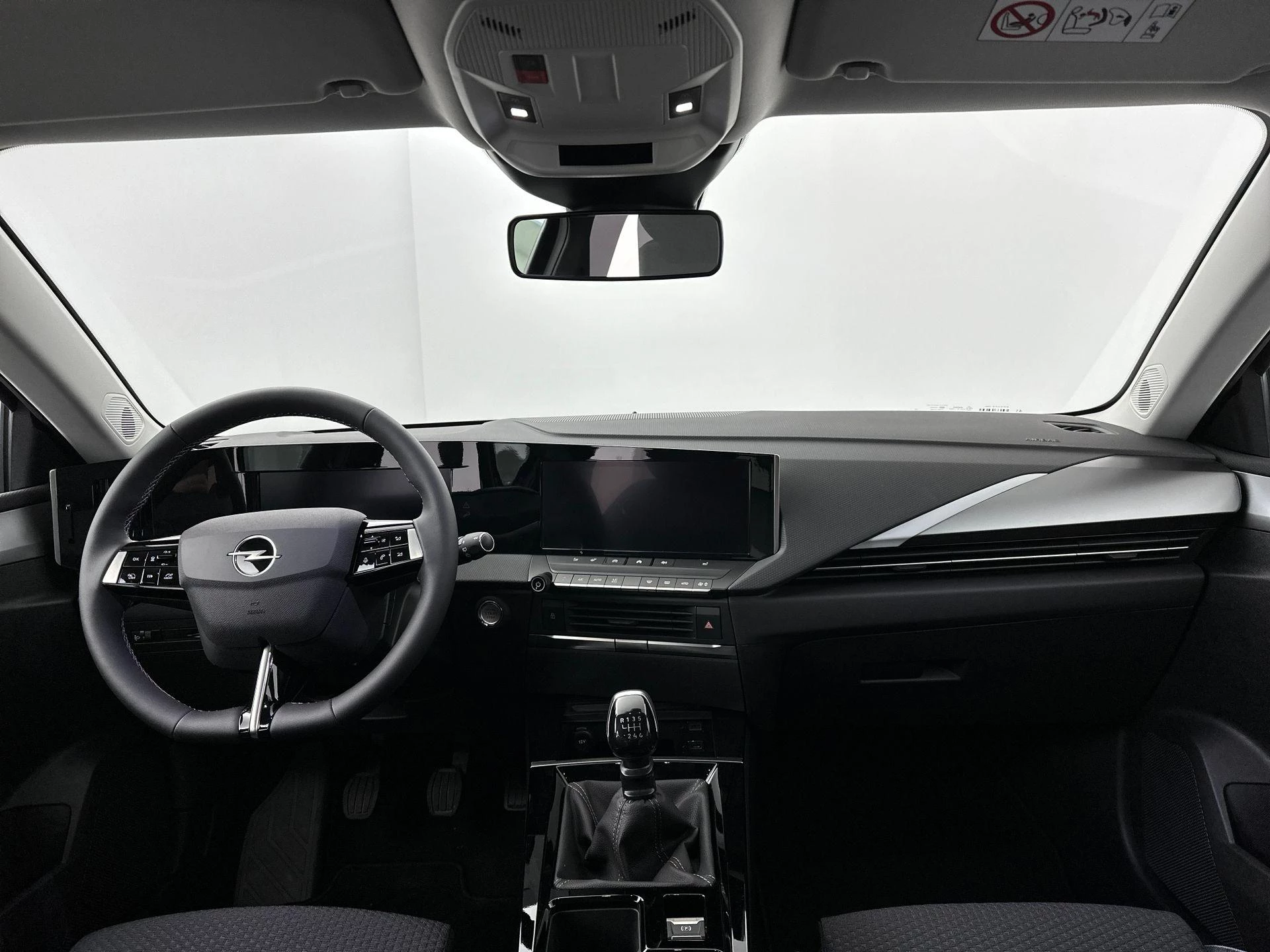 Opel Astra met kenteken HNN-09-P – autofoto 4