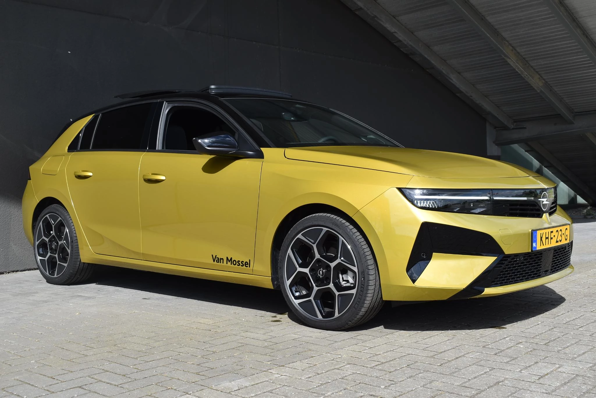 Opel Astra met kenteken KHF-23-G – autofoto 5