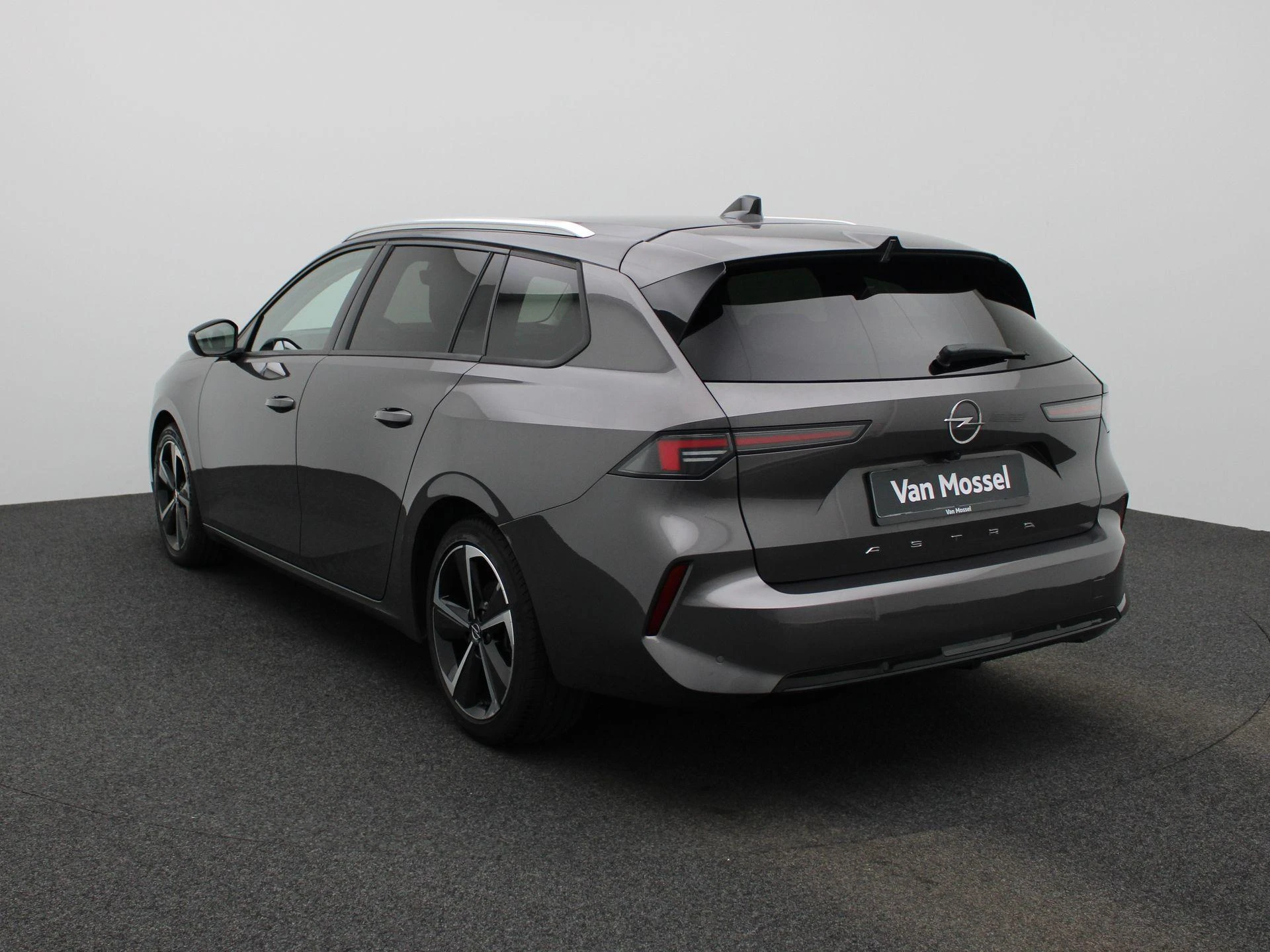 Opel Astra met kenteken KVD-73-X – autofoto 3