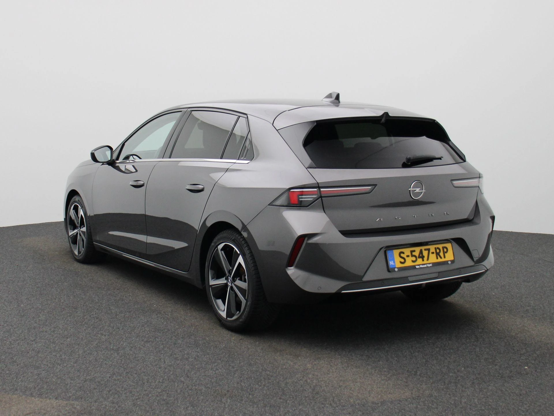 Opel Astra met kenteken S-547-RP – autofoto 3