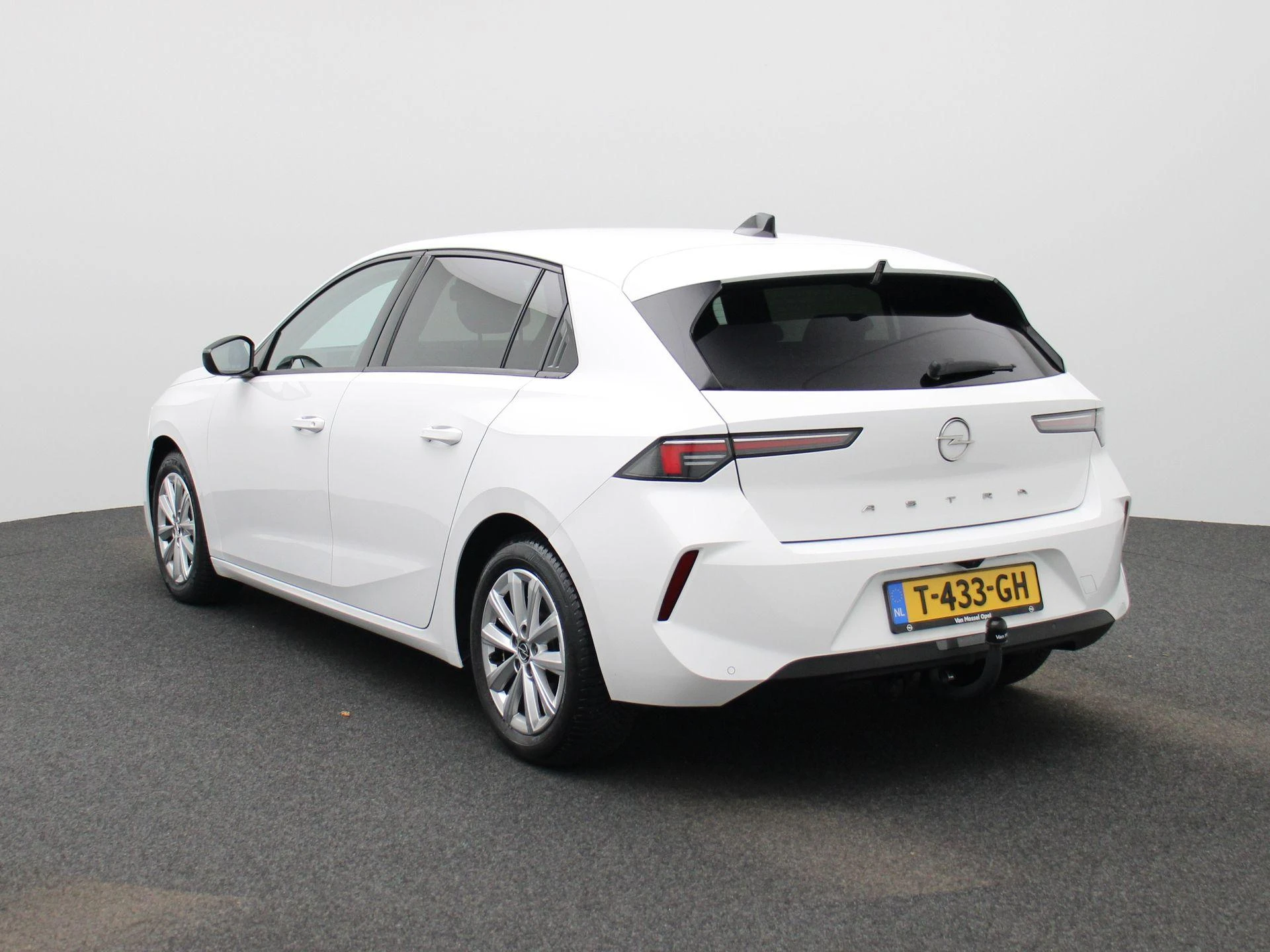Opel Astra met kenteken T-433-GH – autofoto 3