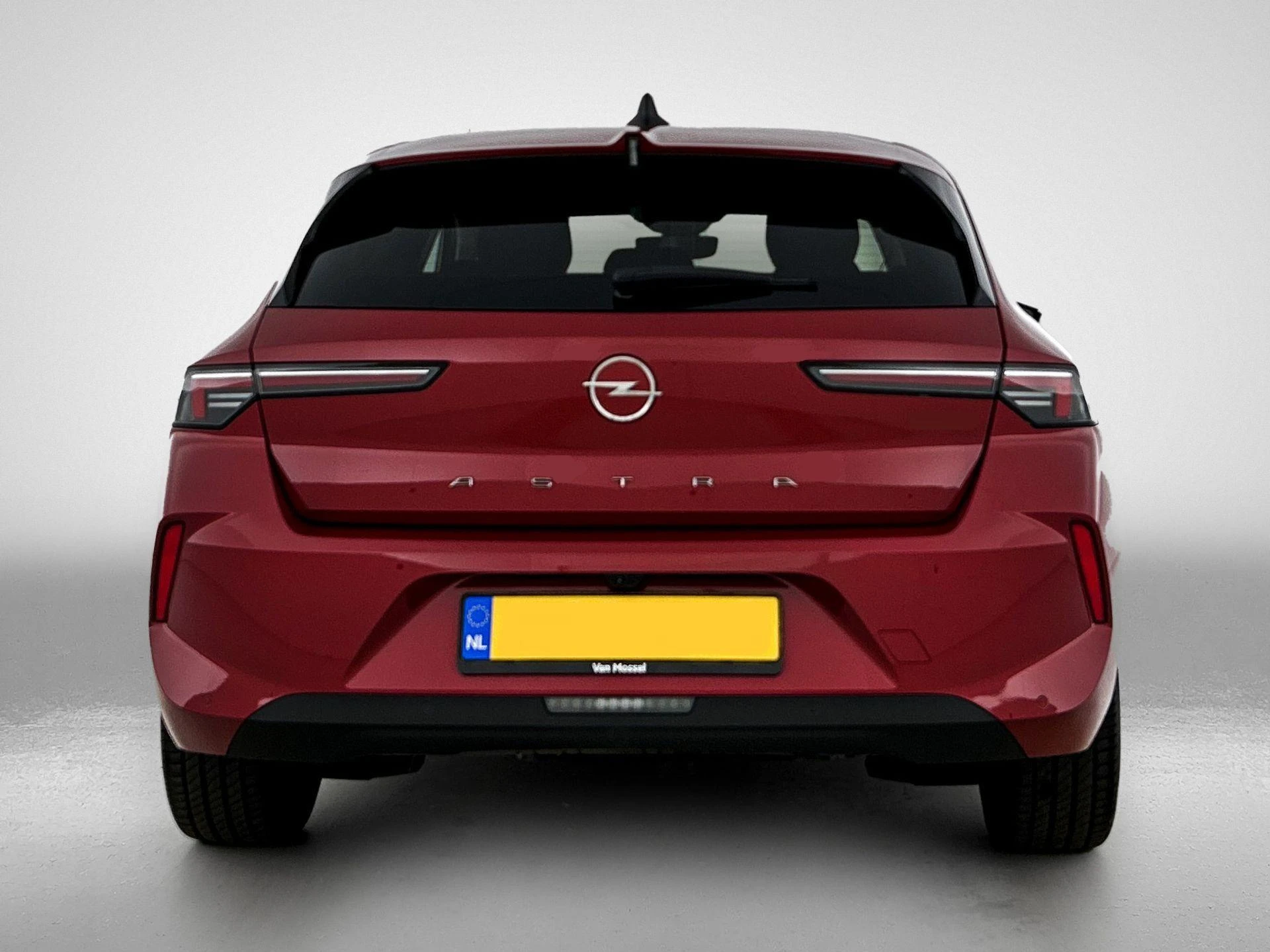 Opel Astra met kenteken T-456-PJ – autofoto 5