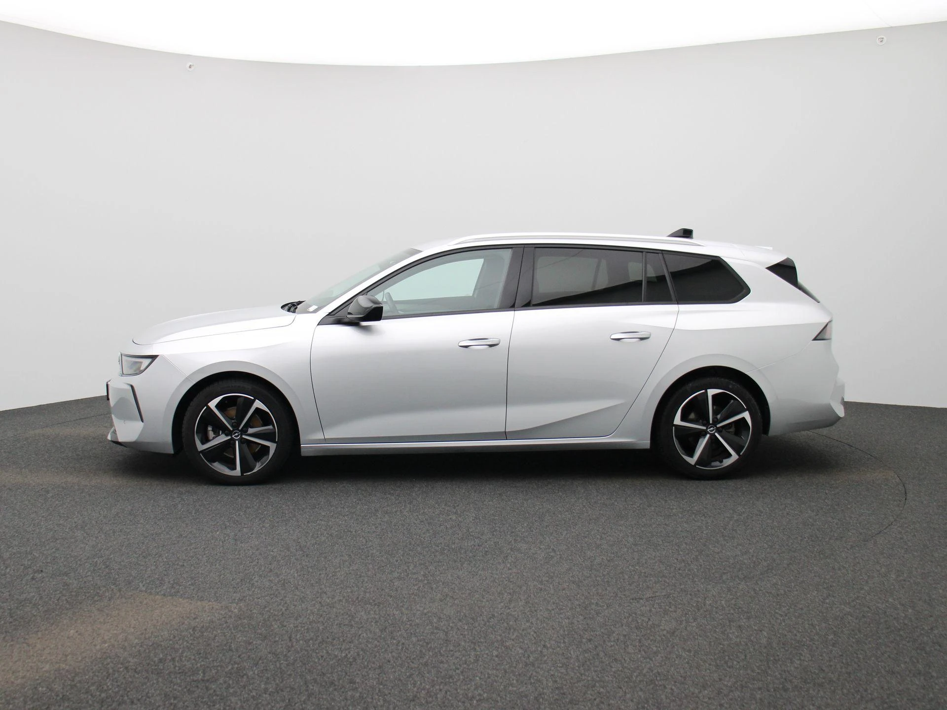 Opel Astra met kenteken T-466-JV – autofoto 5