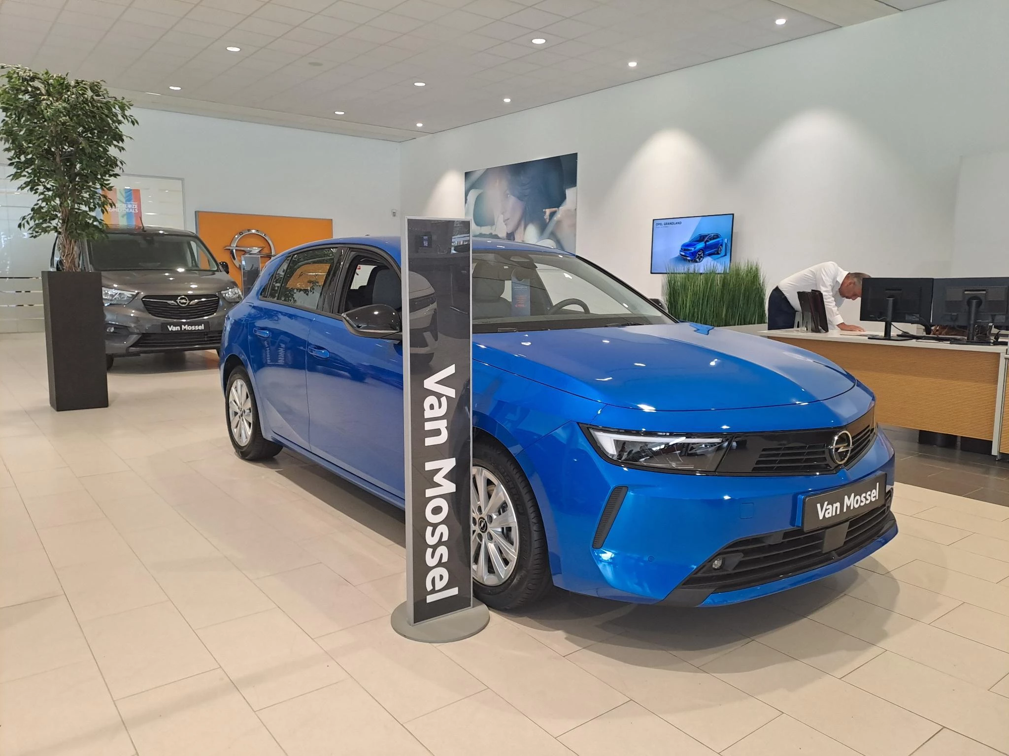 Opel Astra met kenteken Z-761-HT – autofoto 4