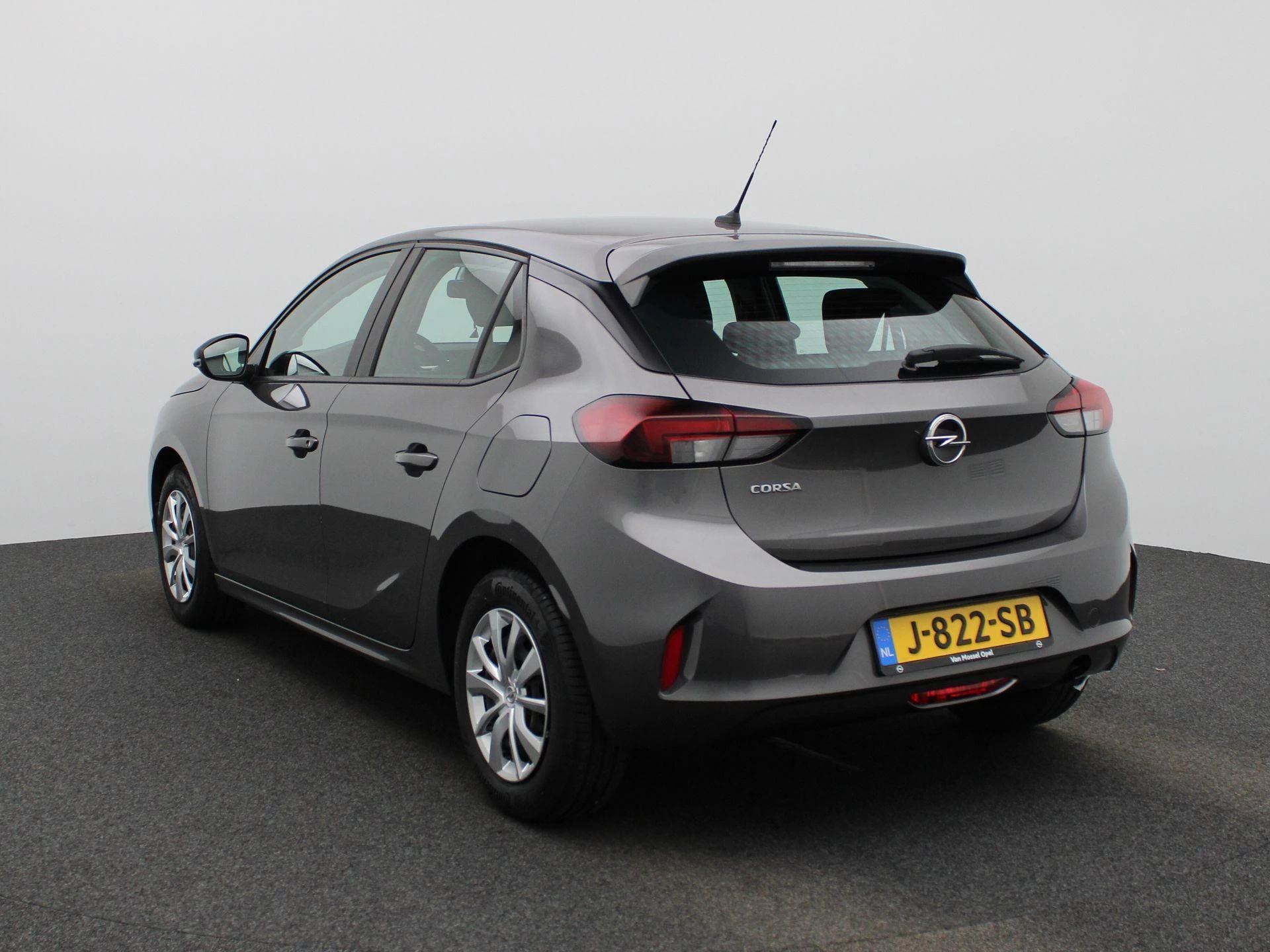 Opel Corsa met kenteken 41100 – autofoto 3