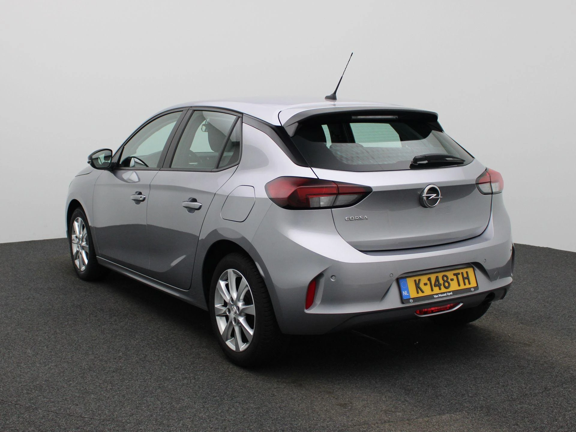 Opel Corsa met kenteken 41100 – autofoto 3