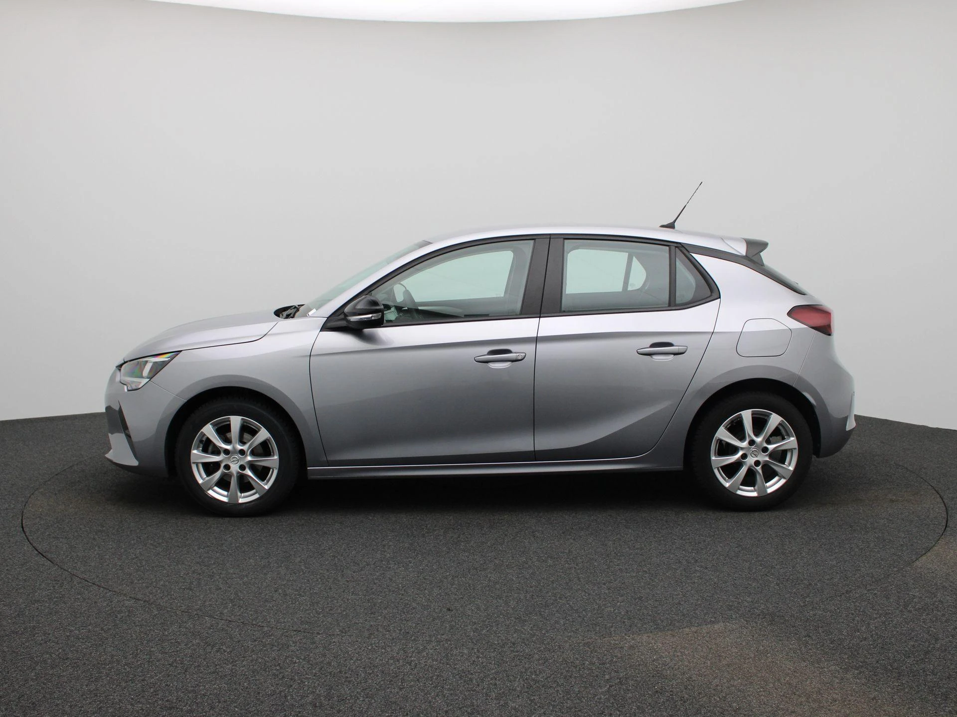 Opel Corsa met kenteken 41100 – autofoto 5