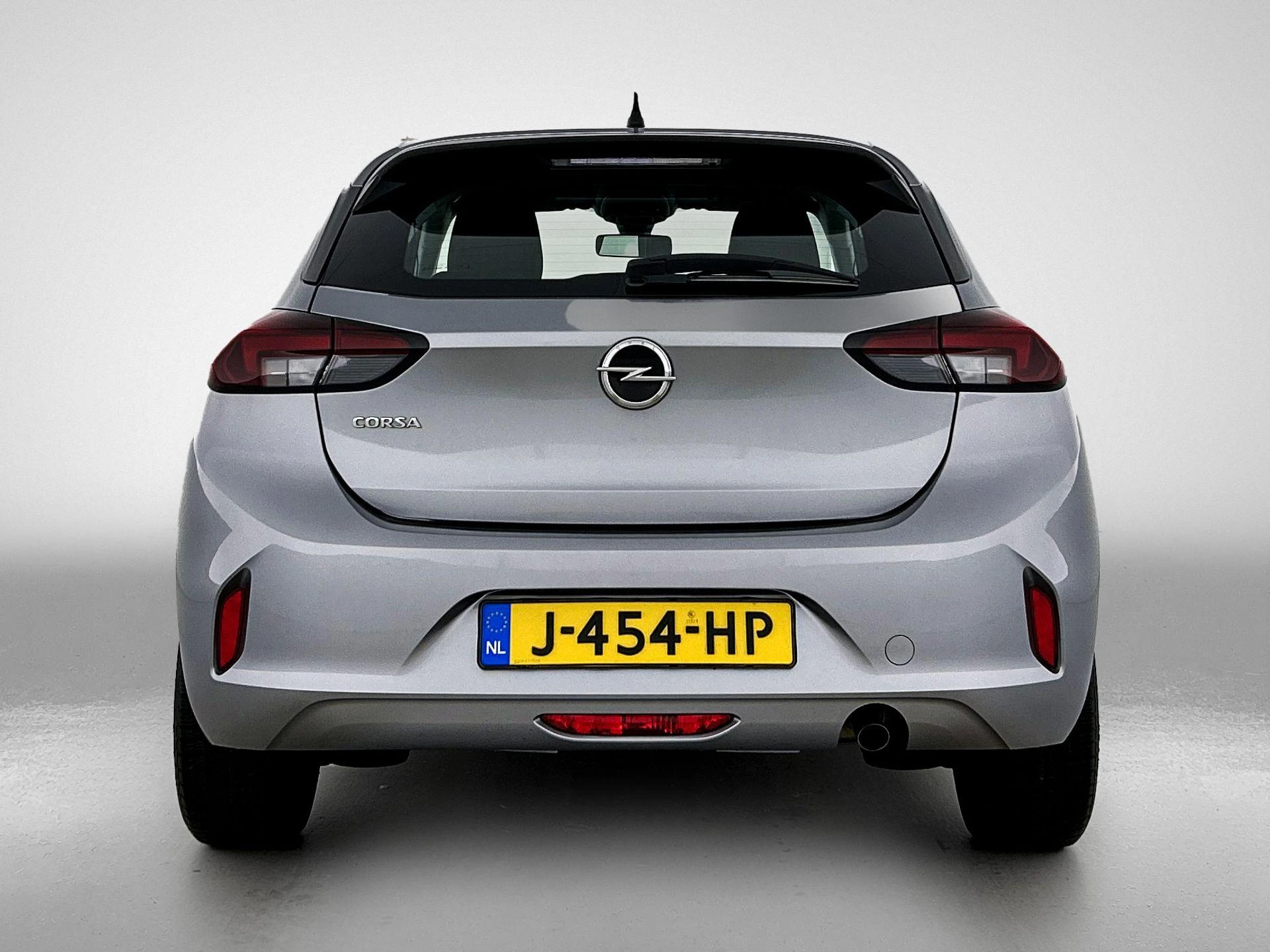 Opel Corsa met kenteken 42100 – autofoto 5