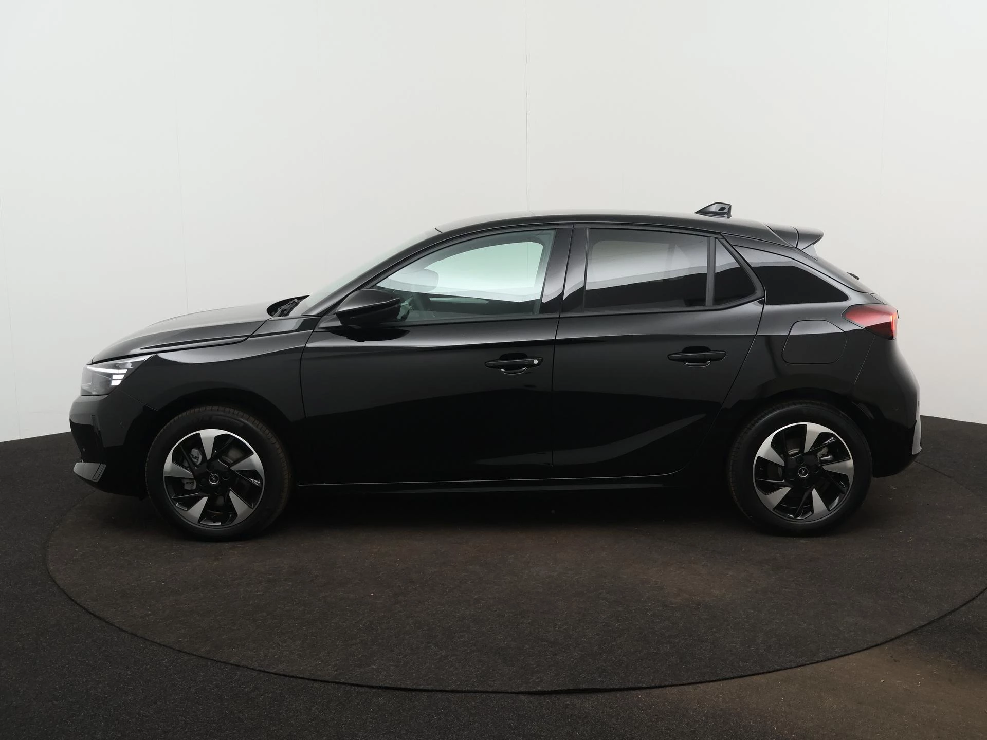 Opel Corsa-e – autofoto 3
