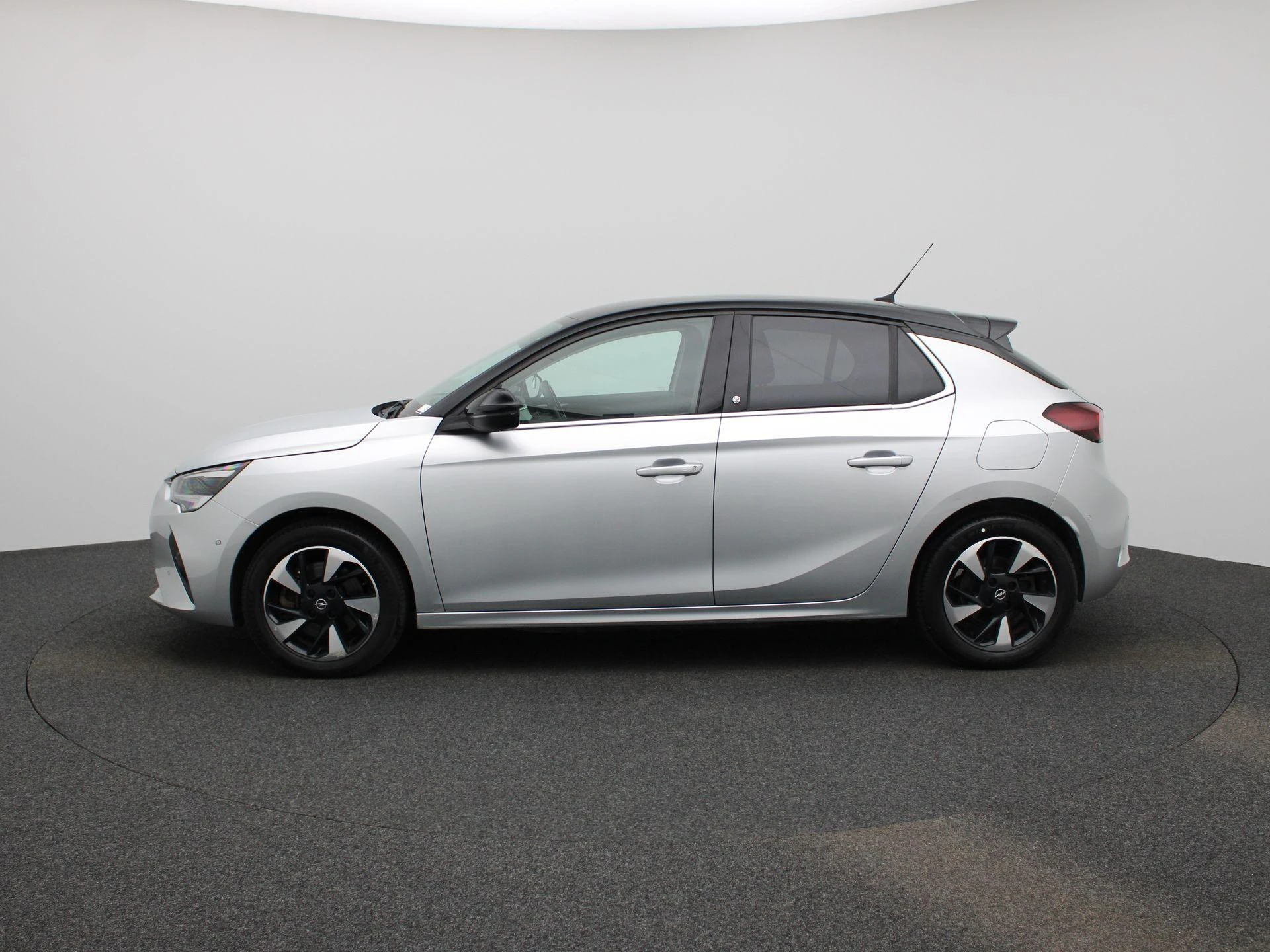 Opel Corsa-e – autofoto 5