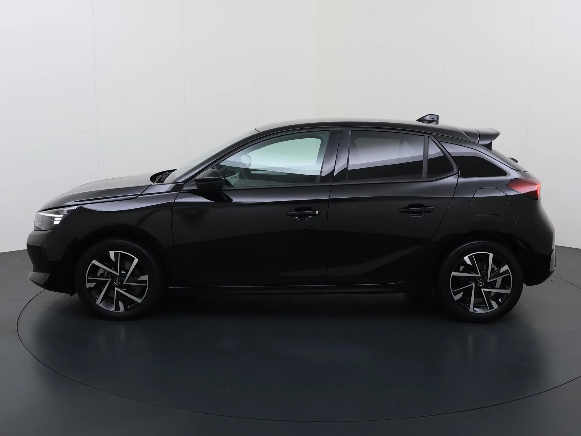 Opel Corsa – autofoto 3