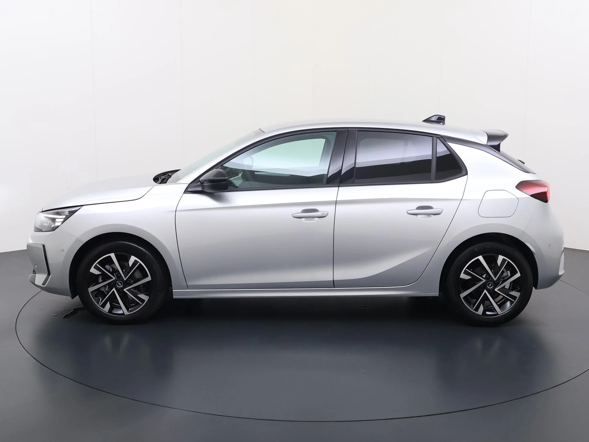 Opel Corsa – autofoto 3