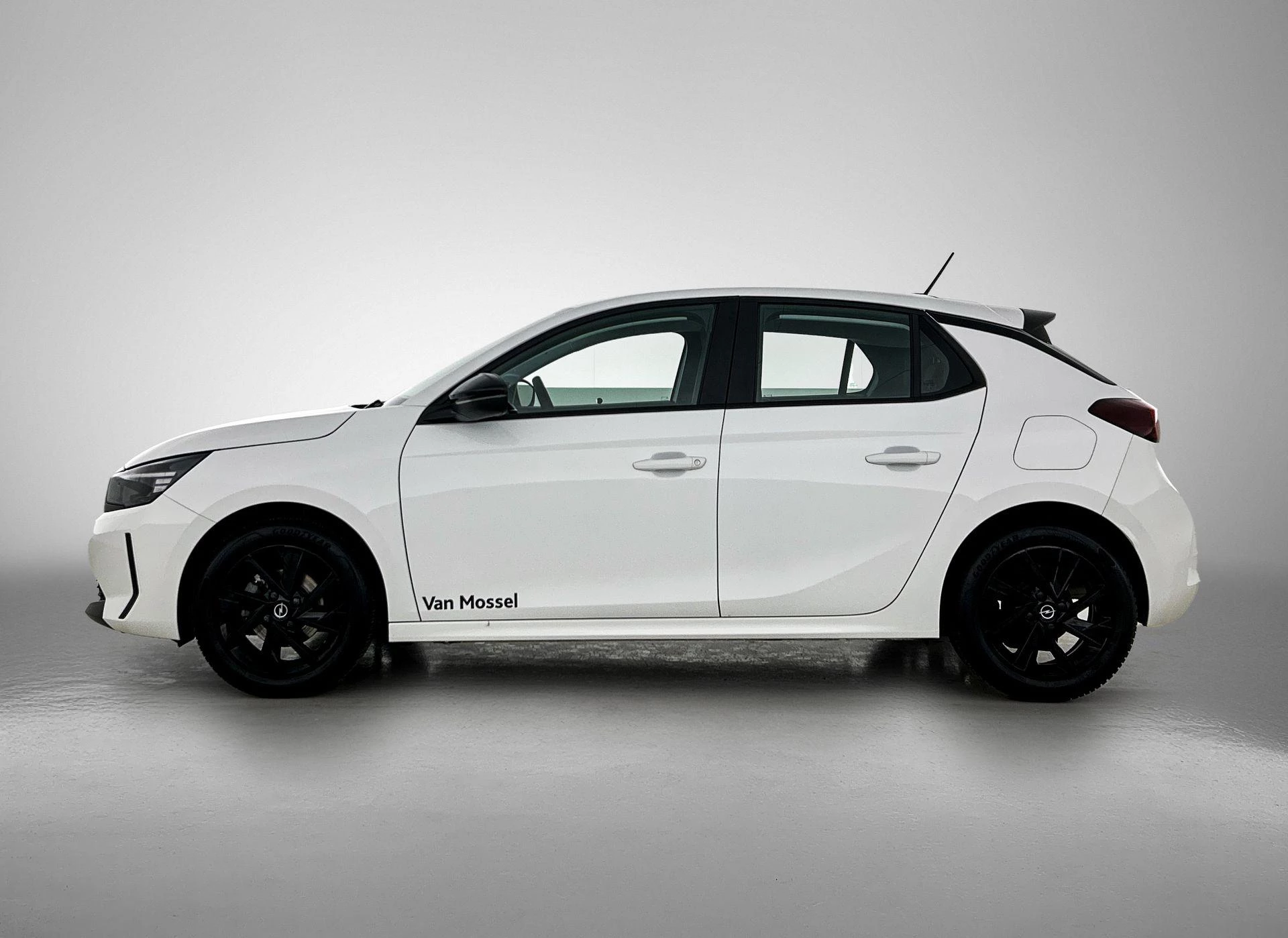 Opel Corsa met kenteken GZR-05-F – autofoto 4