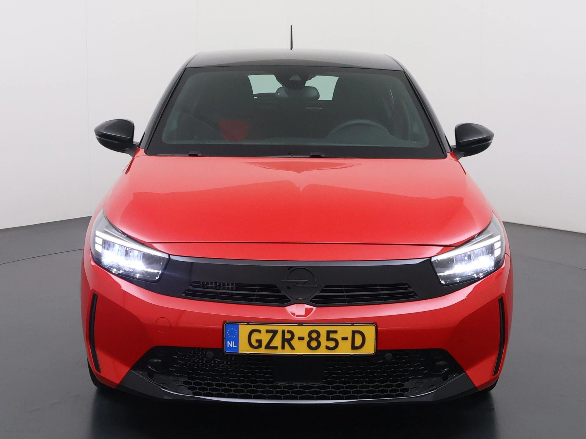 Opel Corsa met kenteken GZR-85-D – autofoto 3