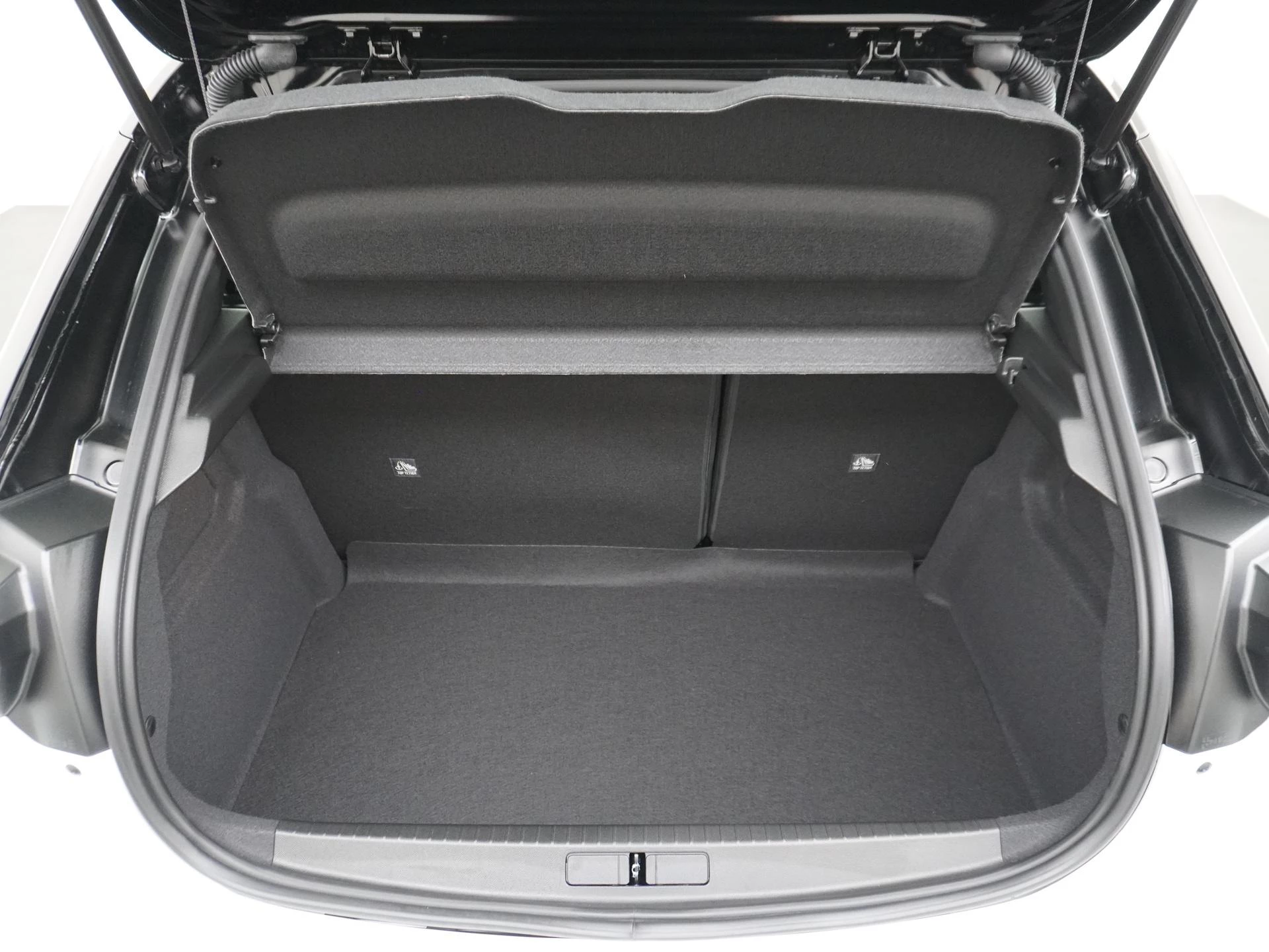 Opel Corsa met kenteken HGL-18-D – autofoto 5