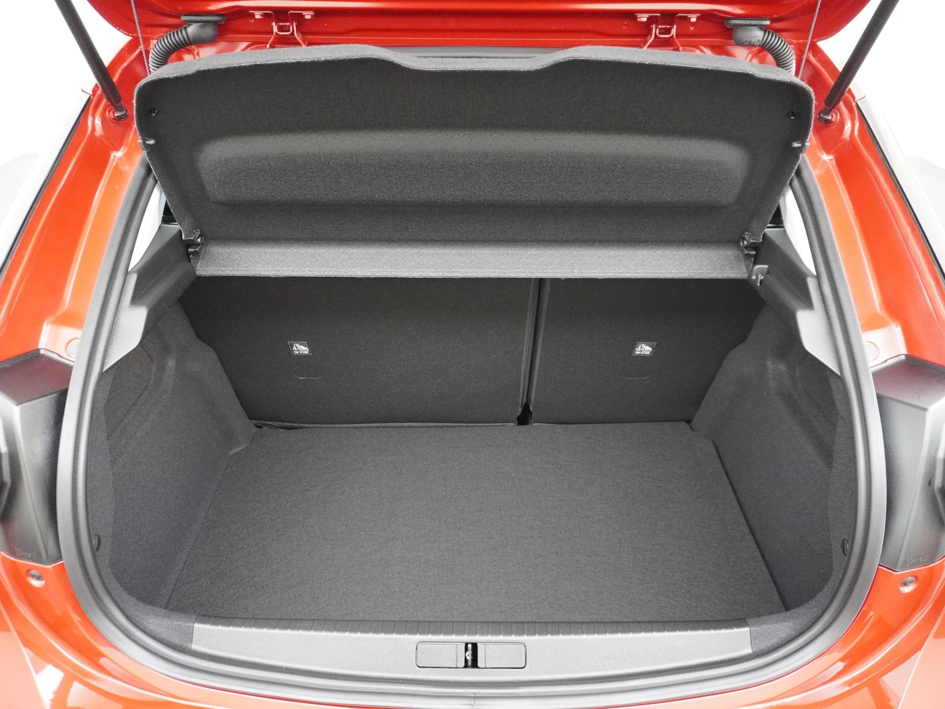 Opel Corsa met kenteken HPV-38-N – autofoto 5