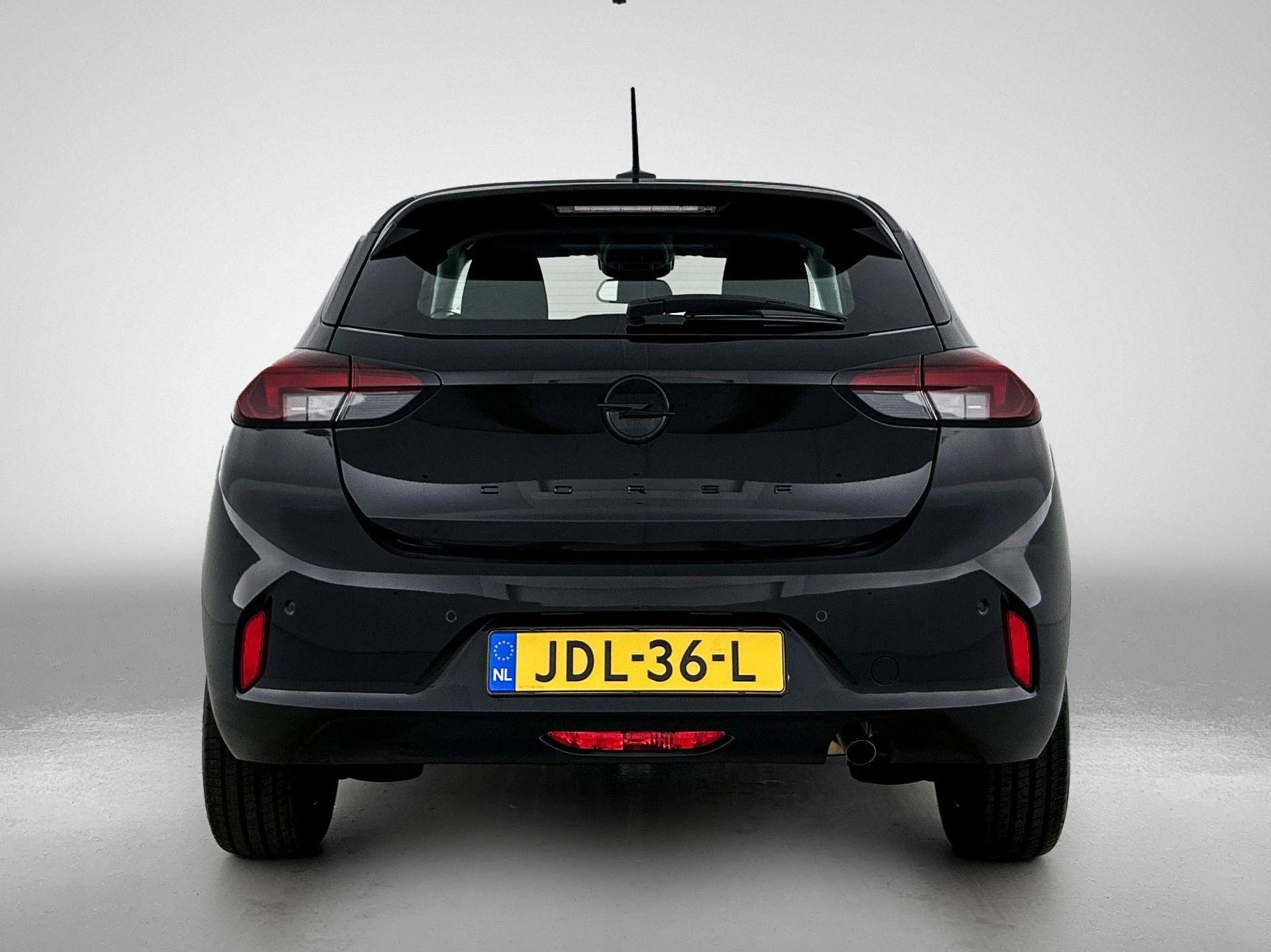 Opel Corsa met kenteken JDL-36-L – autofoto 5