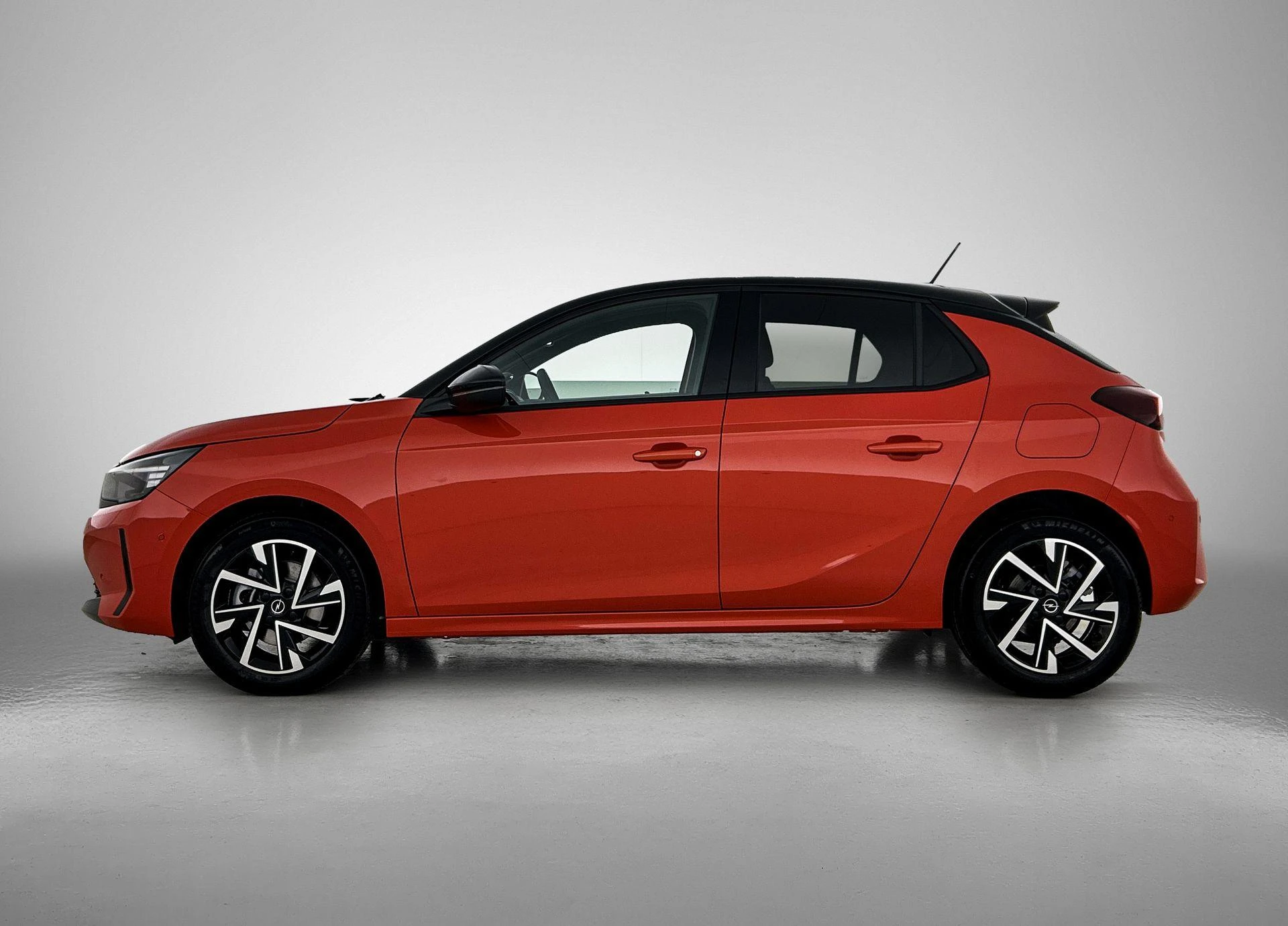 Opel Corsa met kenteken KJZ-93-P – autofoto 4