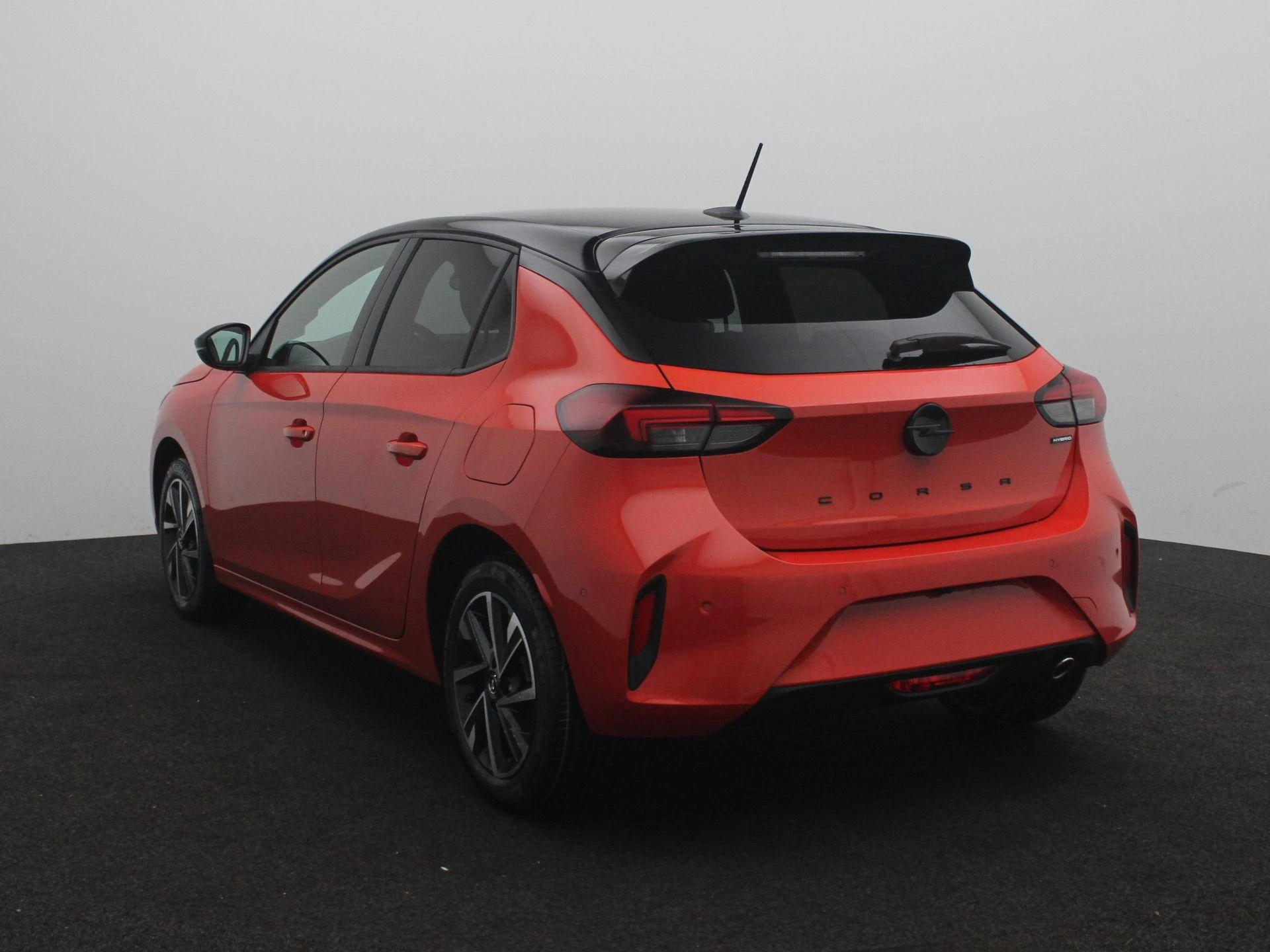 Opel Corsa met kenteken KKP-59-H – autofoto 3