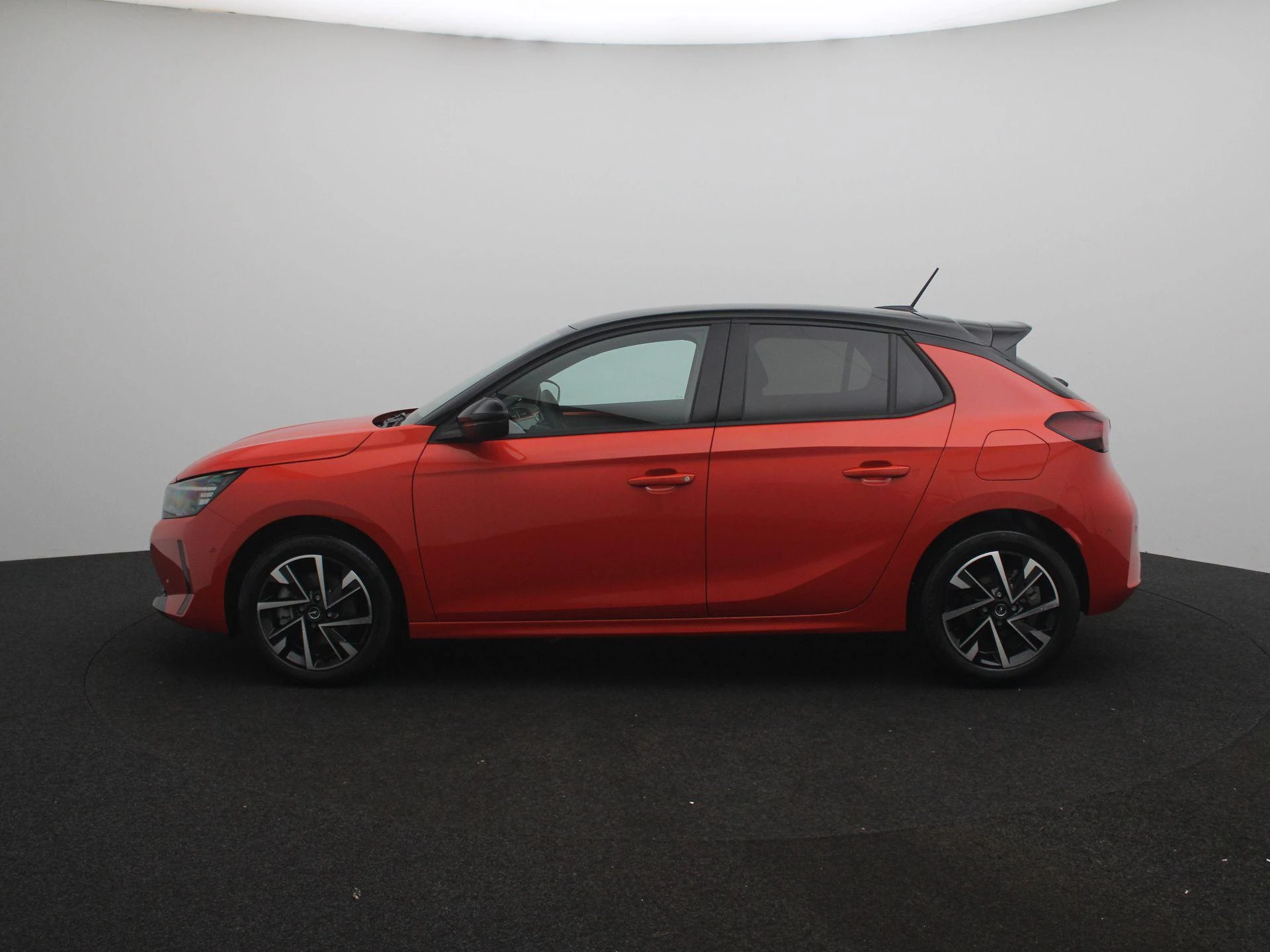 Opel Corsa met kenteken KKP-59-H – autofoto 5