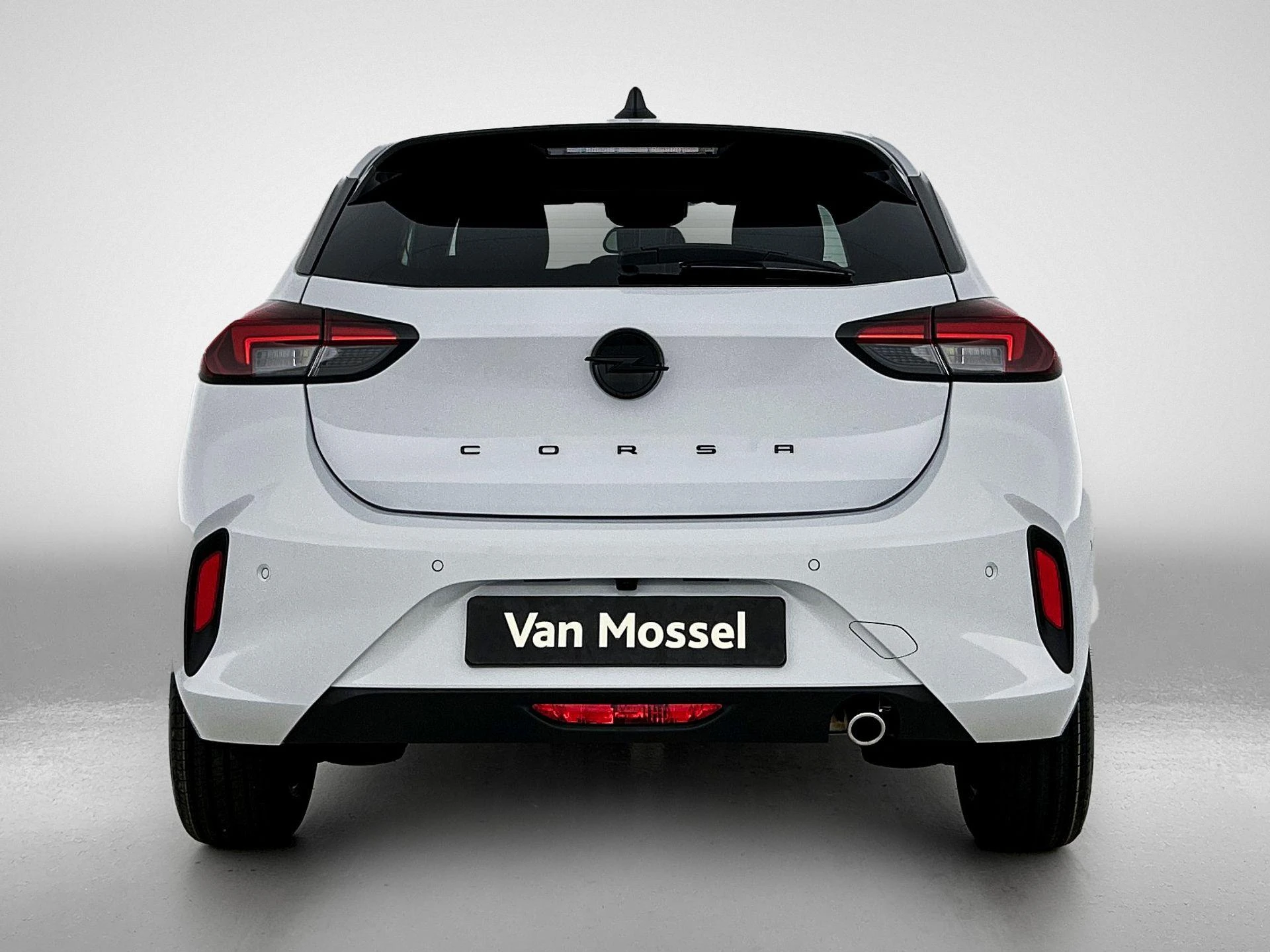 Opel Corsa met kenteken KPB-64-H – autofoto 5