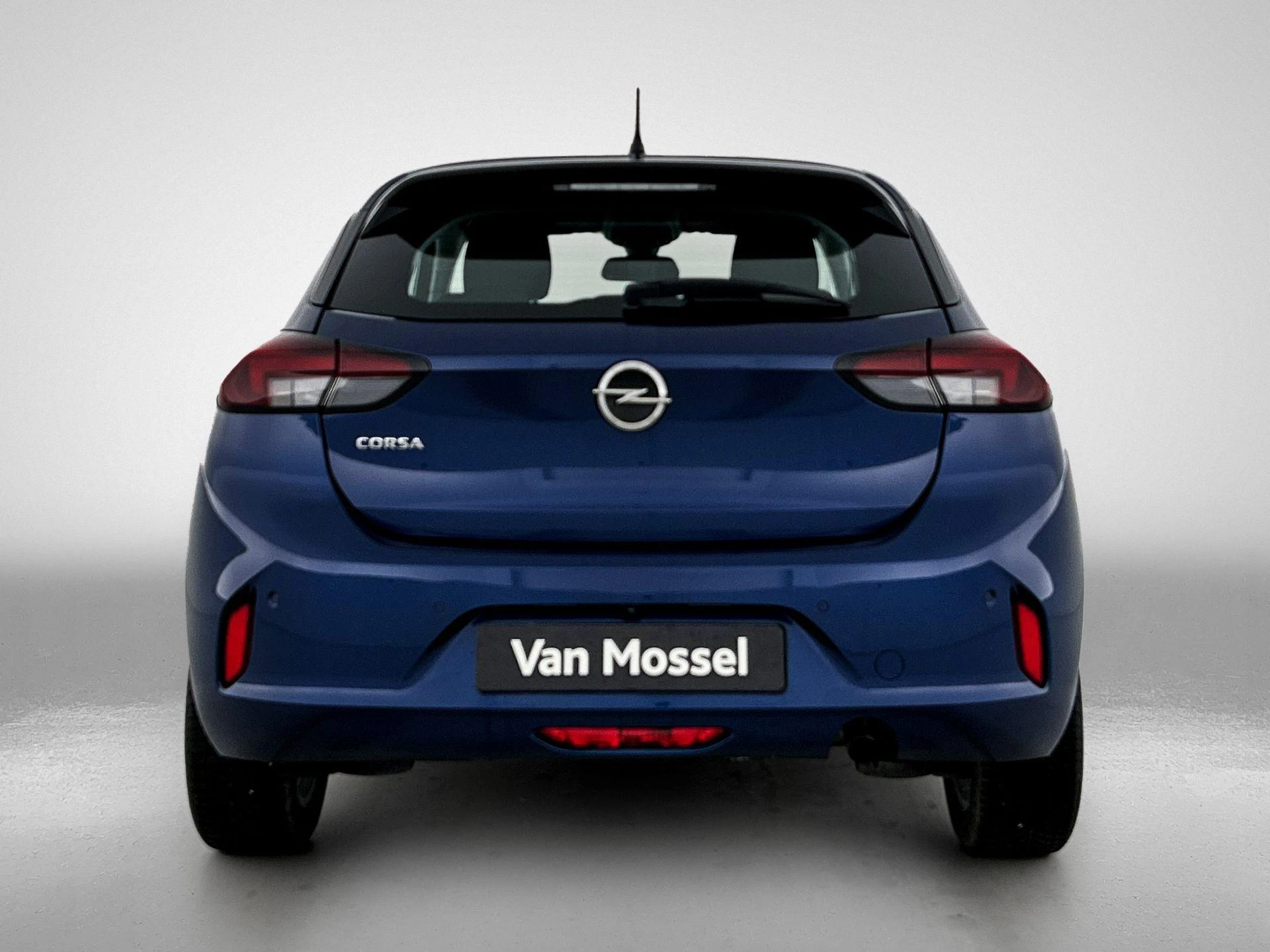 Opel Corsa met kenteken KPV-42-R – autofoto 5