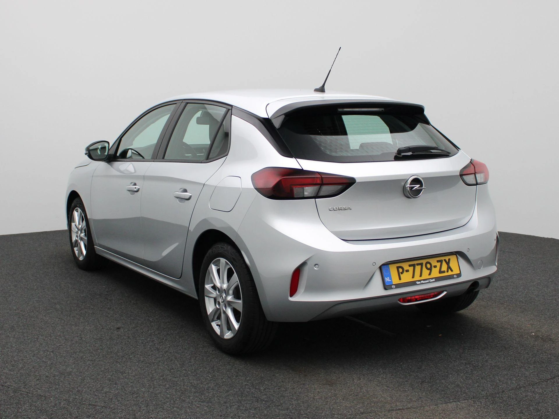 Opel Corsa met kenteken P-779-ZX – autofoto 3