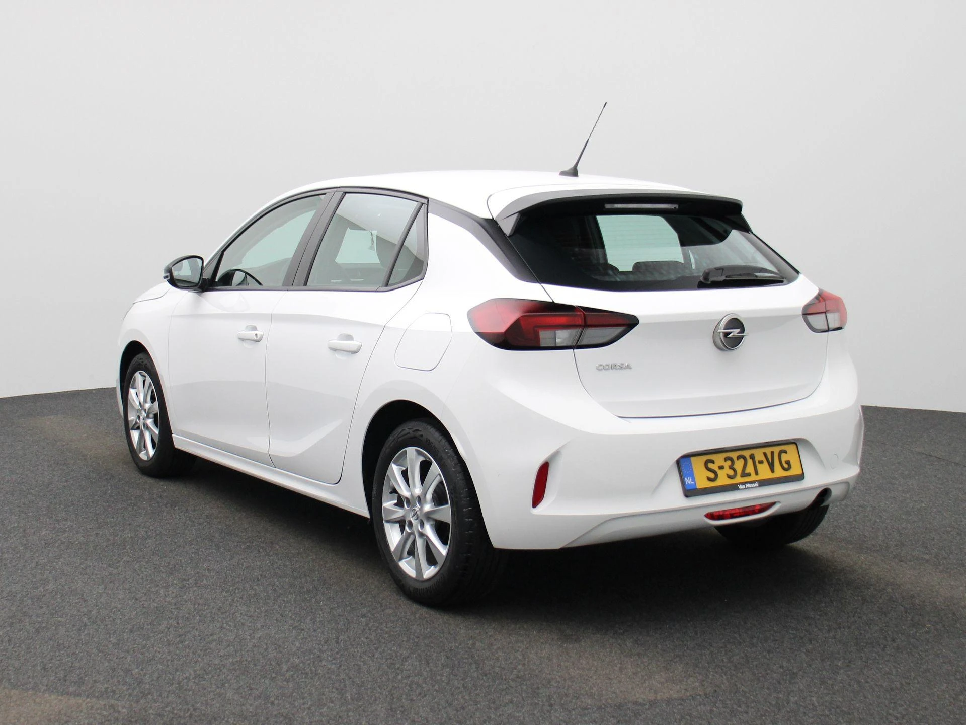 Opel Corsa met kenteken S-321-VG – autofoto 3
