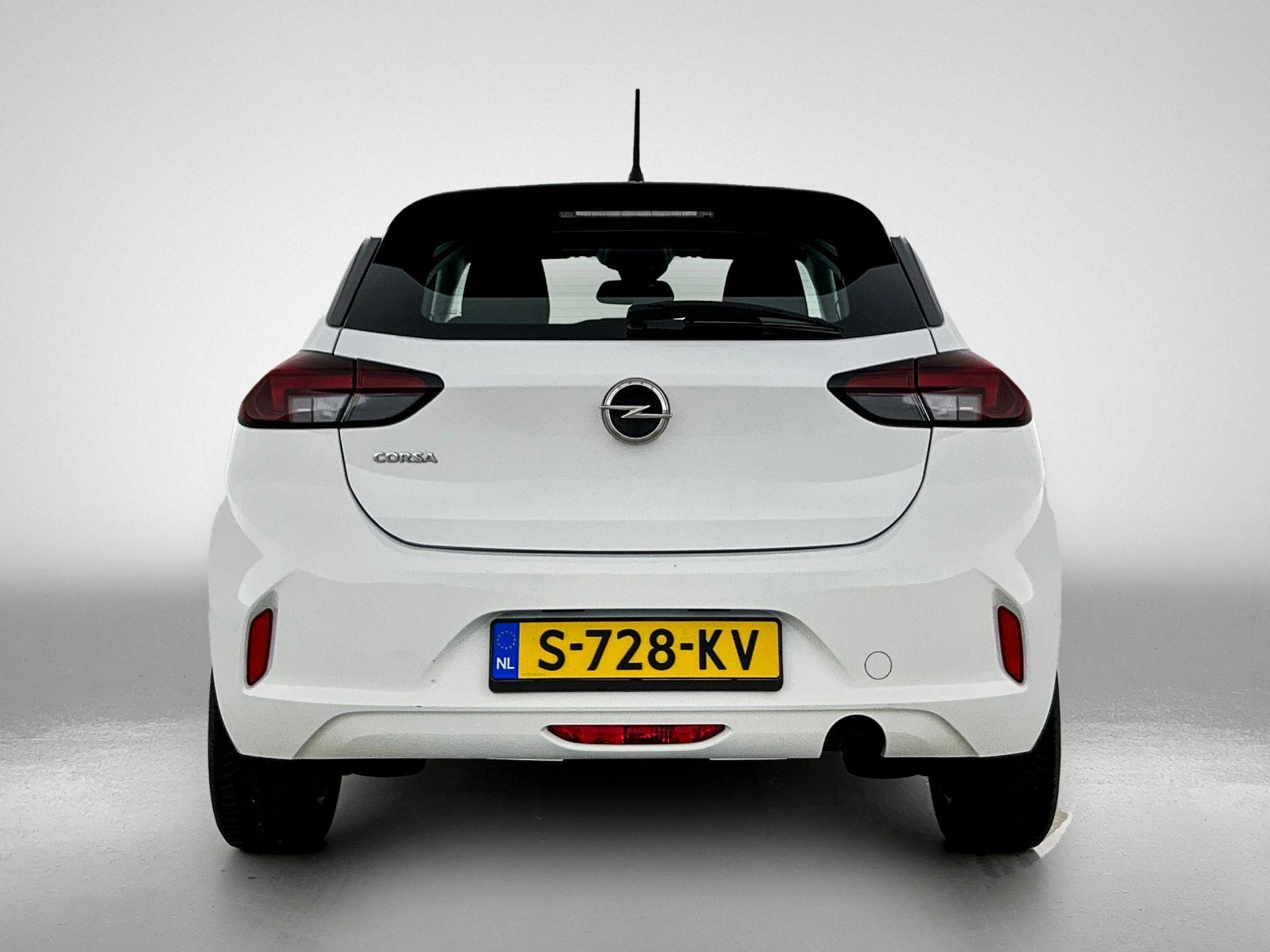 Opel Corsa met kenteken S-728-KV – autofoto 5