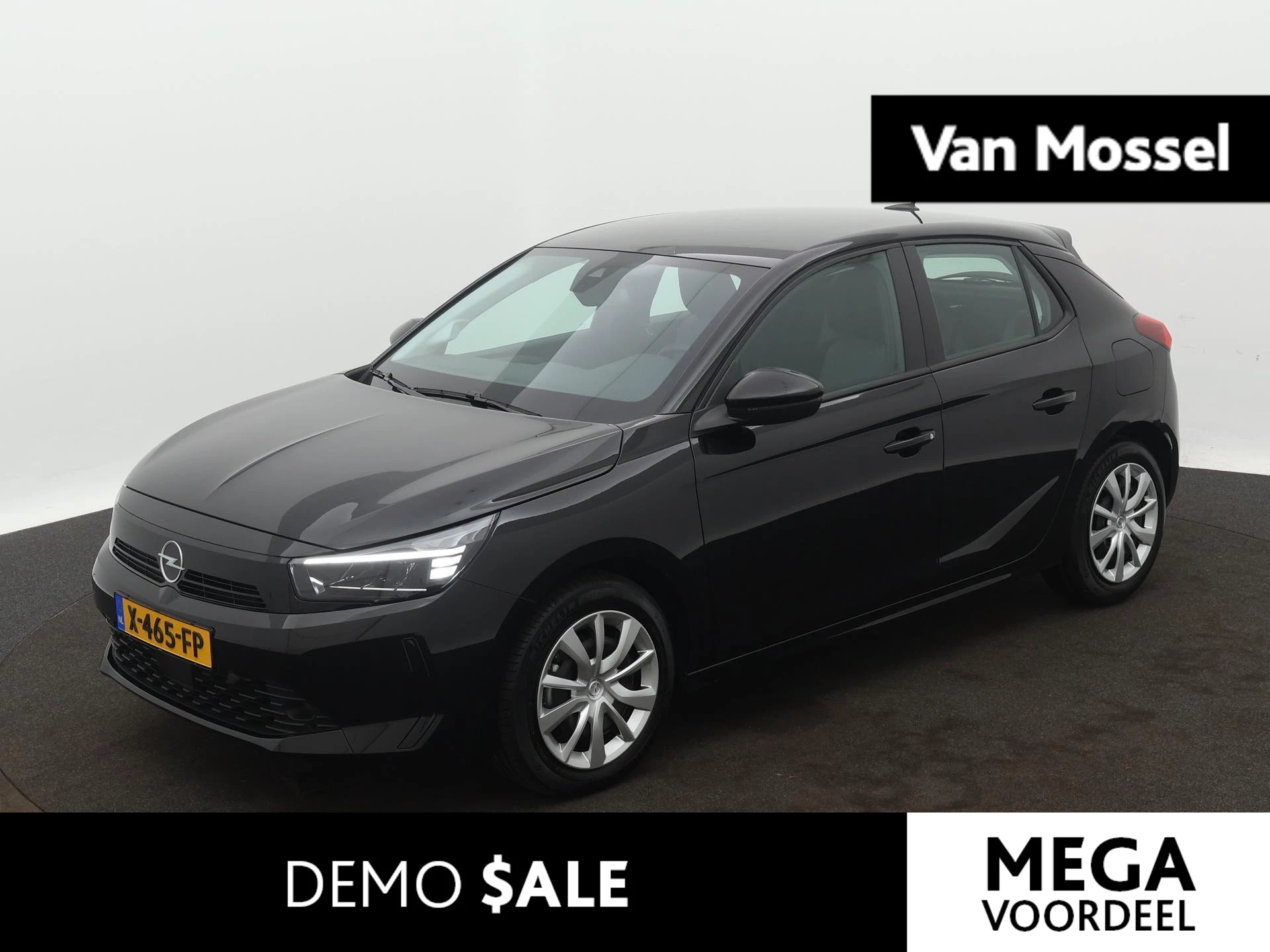 Opel Corsa met kenteken X-465-FP – autofoto 2