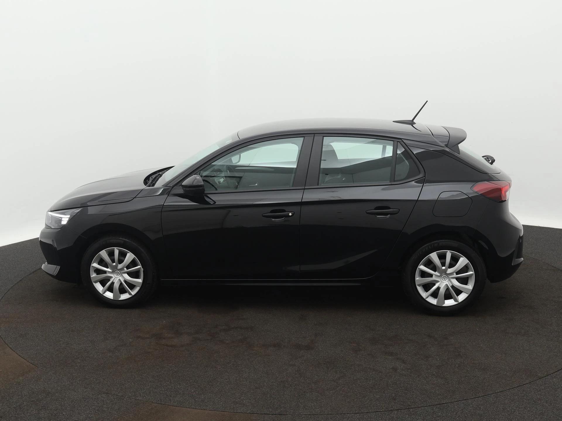 Opel Corsa met kenteken X-465-FP – autofoto 3