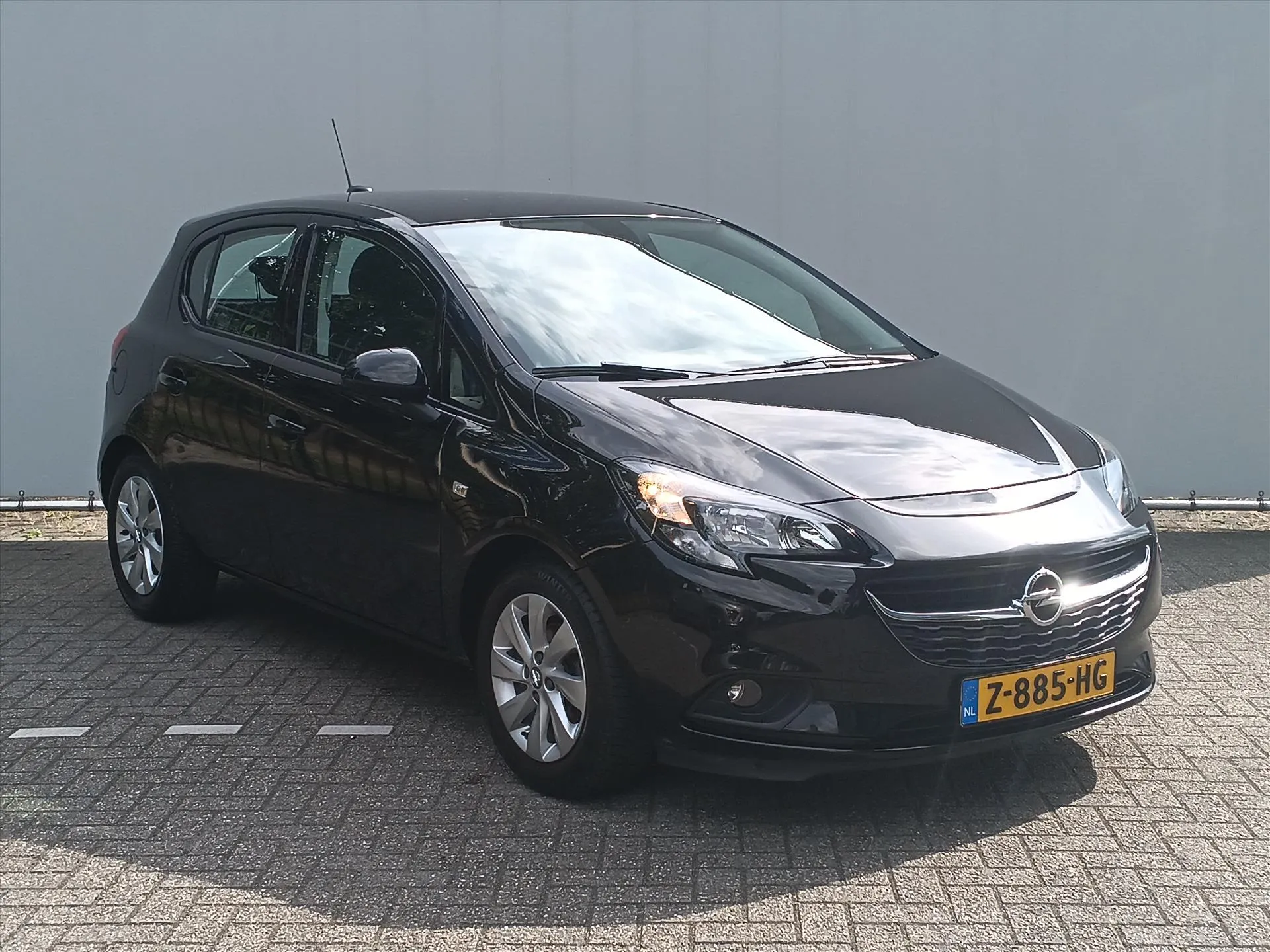 Opel Corsa met kenteken Z-885-HG – autofoto 3