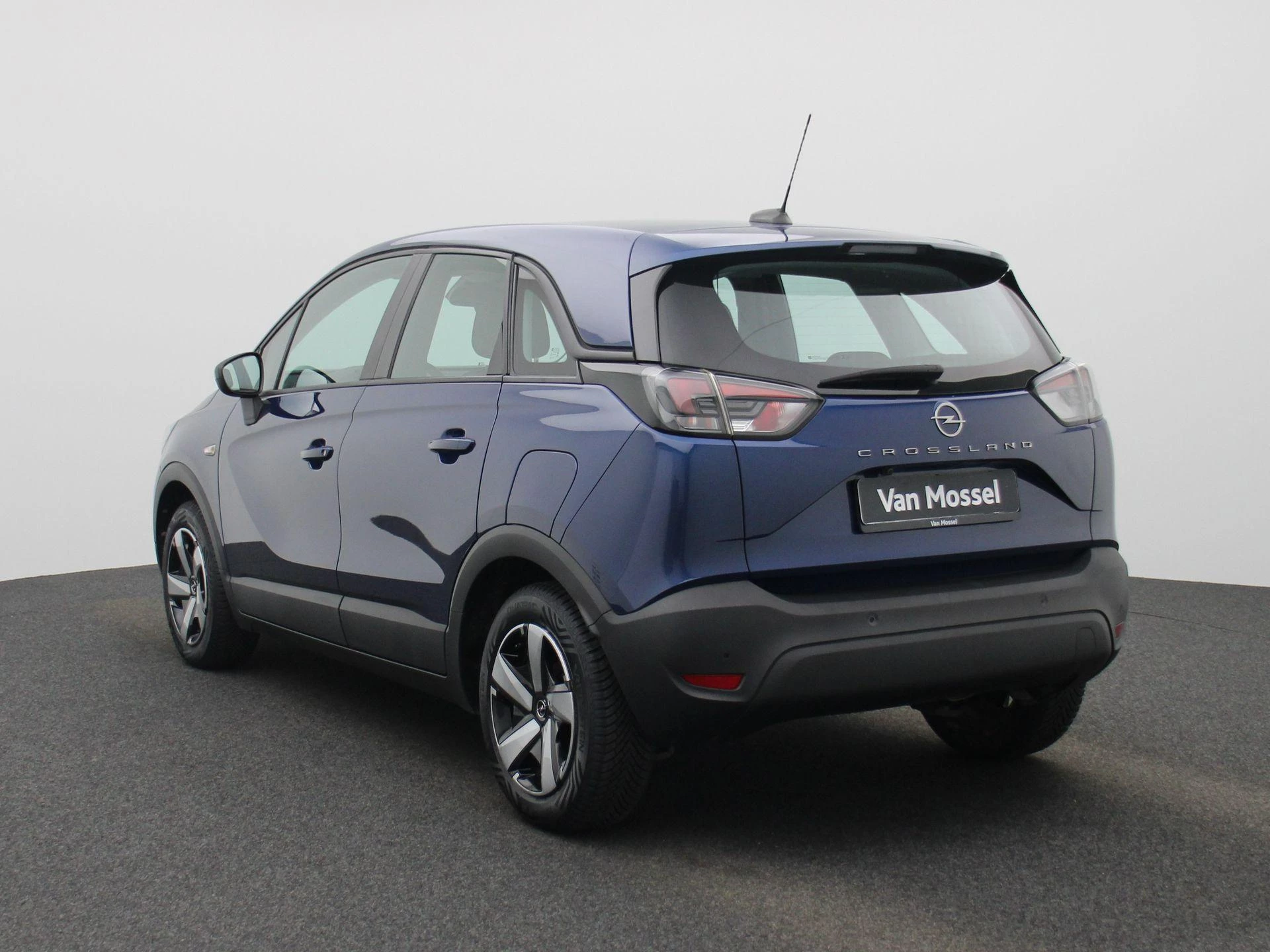 Opel Crossland met kenteken 42100 – autofoto 4