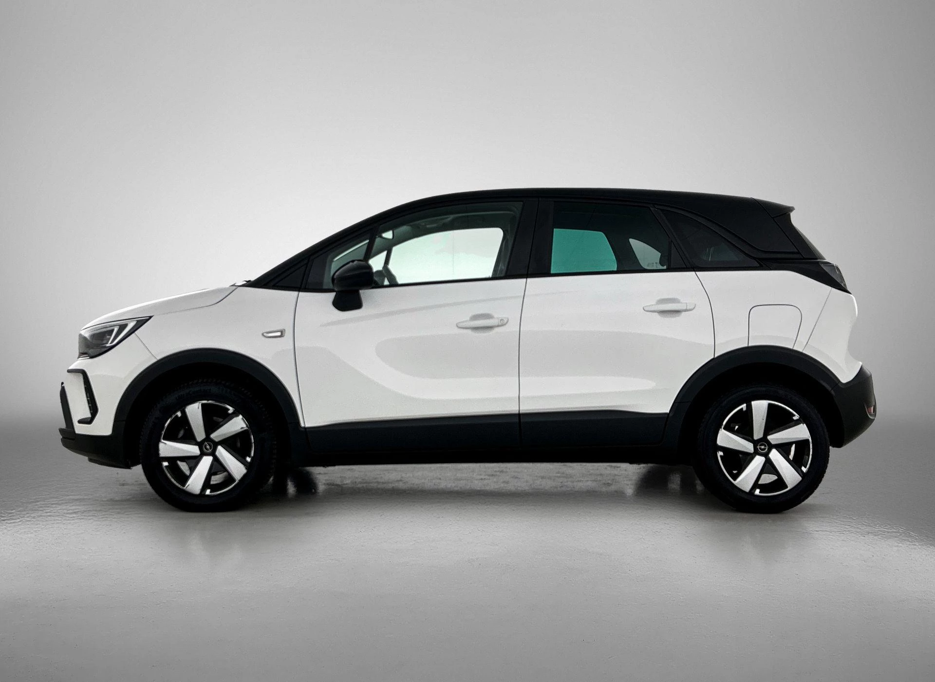 Opel Crossland met kenteken 47100 – autofoto 4