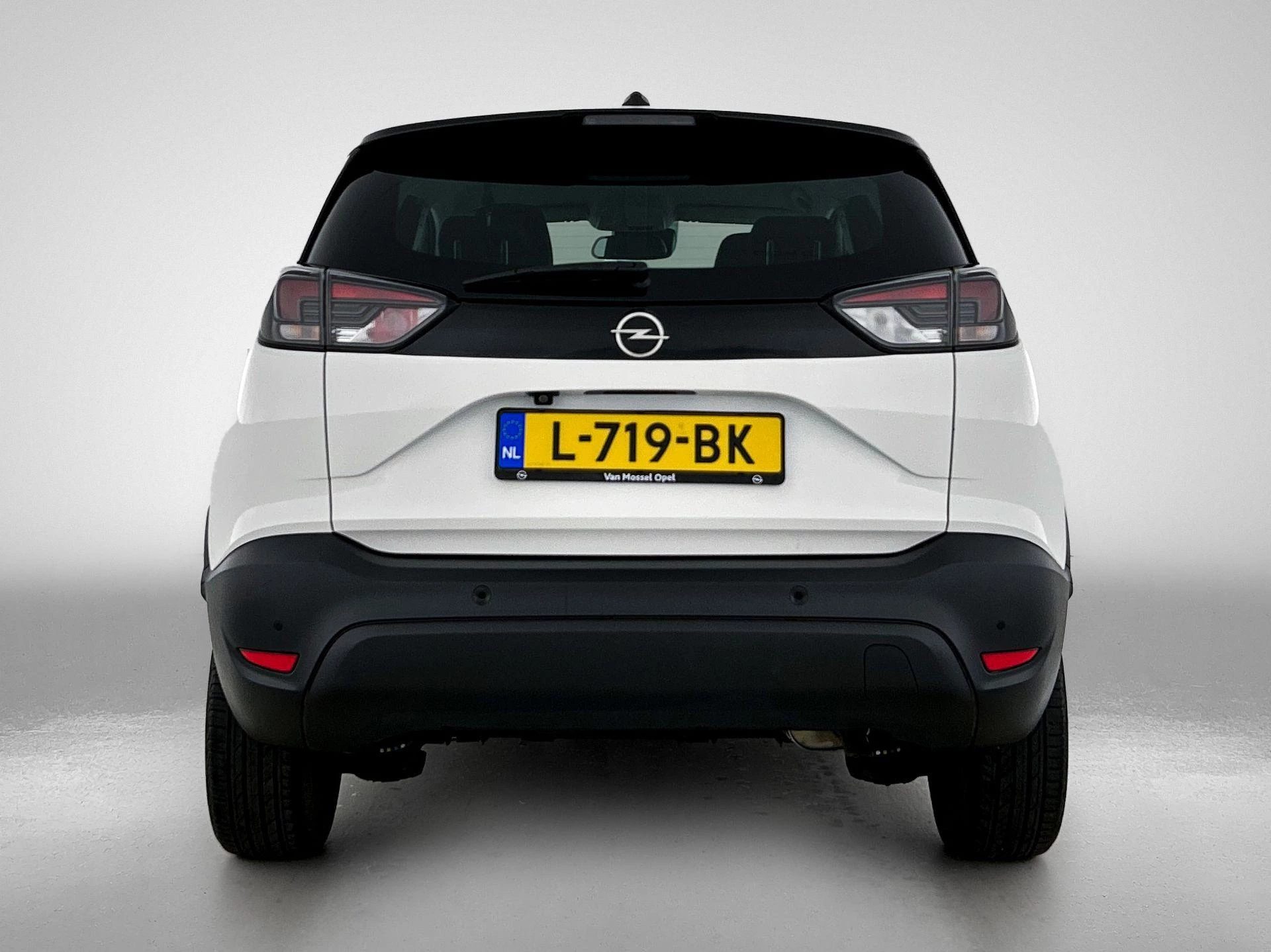Opel Crossland met kenteken 47100 – autofoto 5