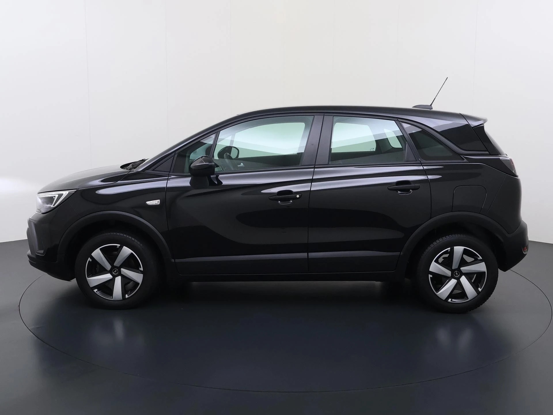 Opel Crossland met kenteken KXG-22-X – autofoto 3