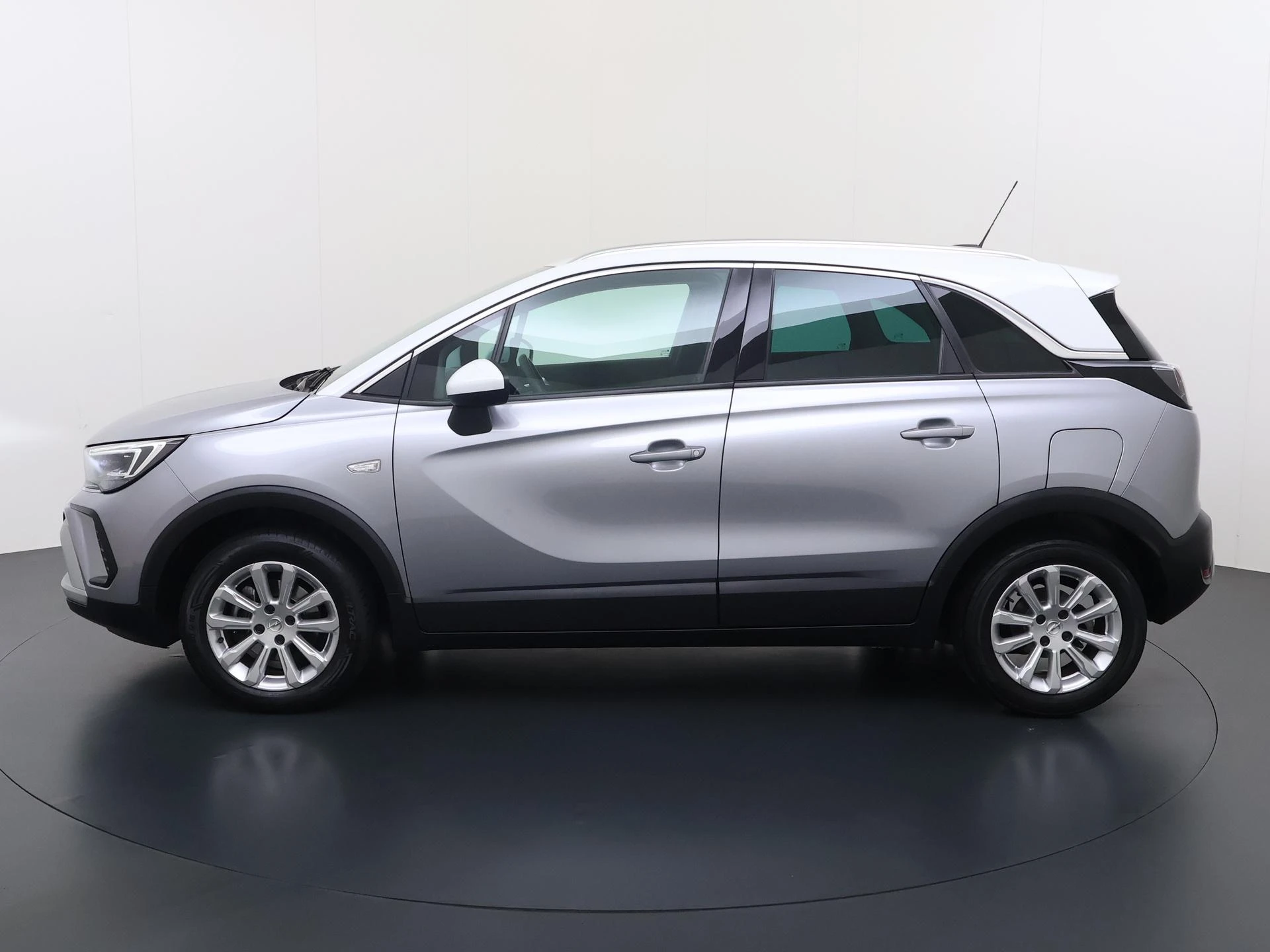 Opel Crossland met kenteken N-755-TL – autofoto 4