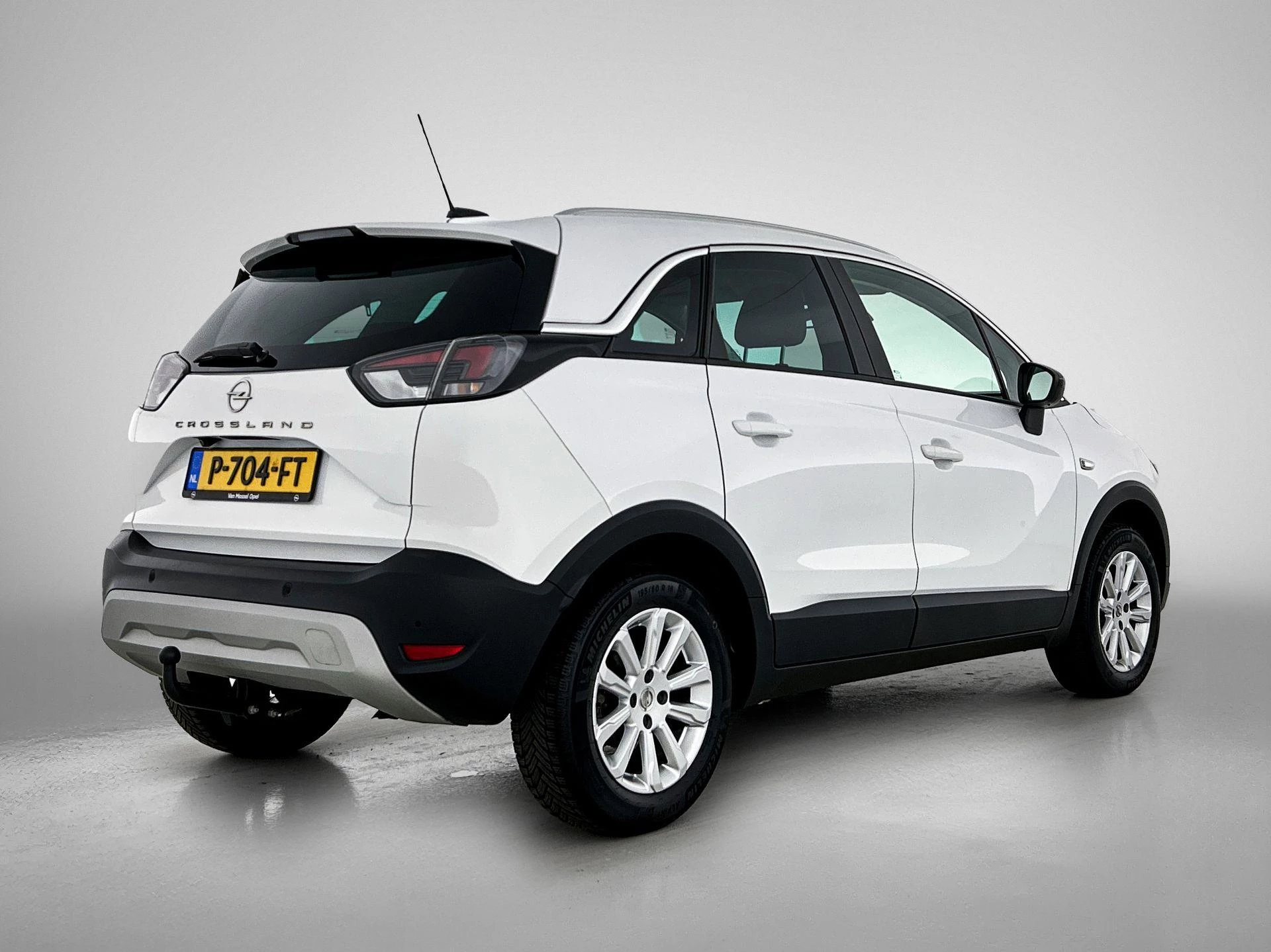 Opel Crossland met kenteken P-704-FT – autofoto 5