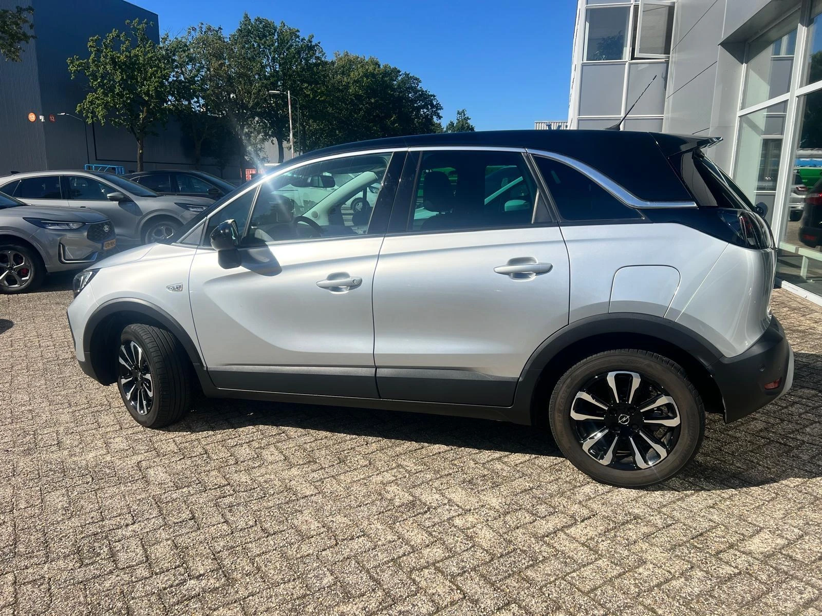 Opel Crossland met kenteken X-762-LS – autofoto 3